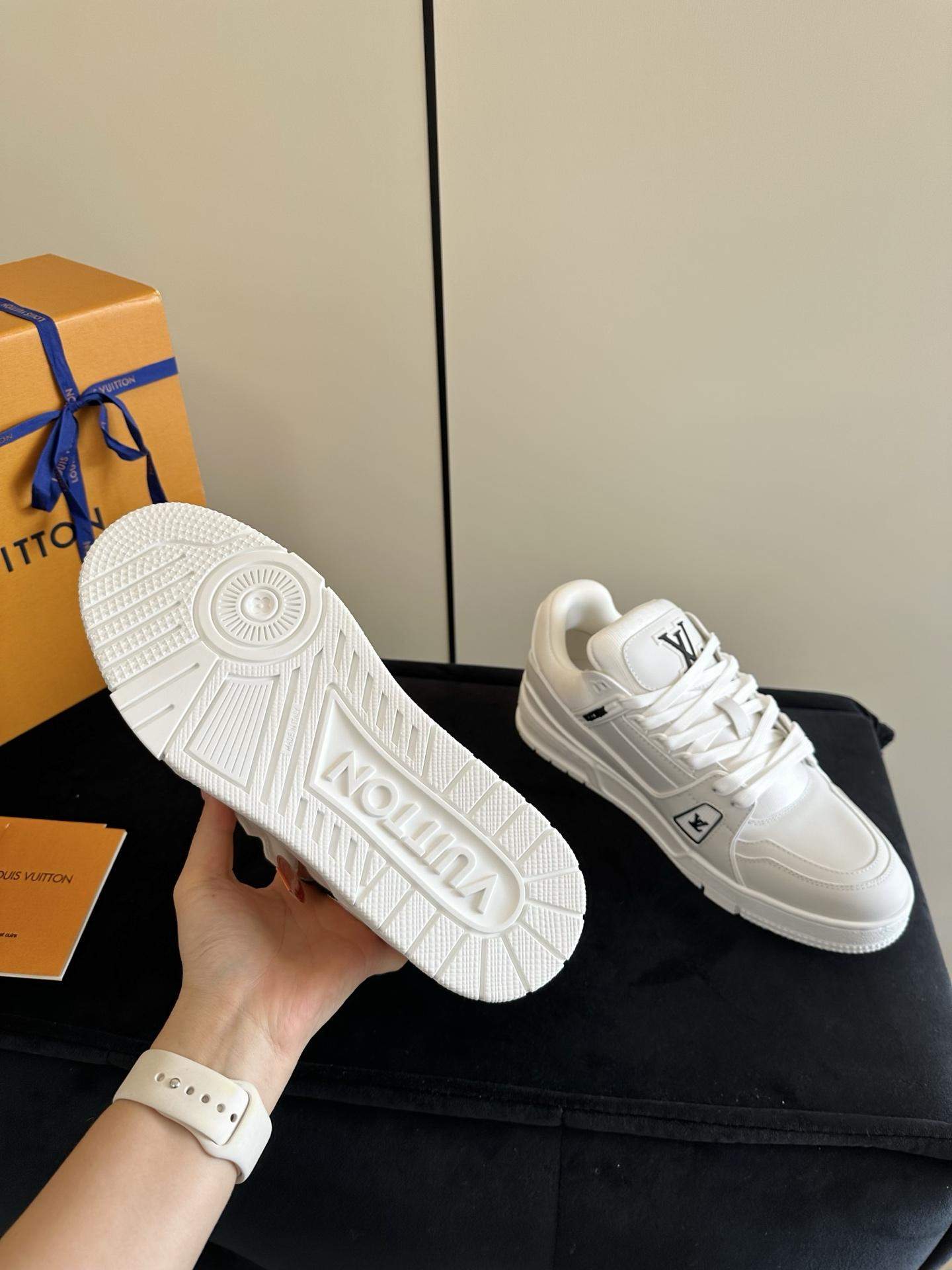 Supreme Louis Vuitton LV Trainer Replica Sneaker - Image 9