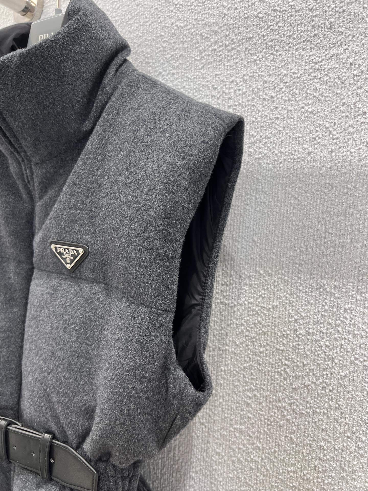 Luxury Replica Prada Flannel Down Vest - Image 5