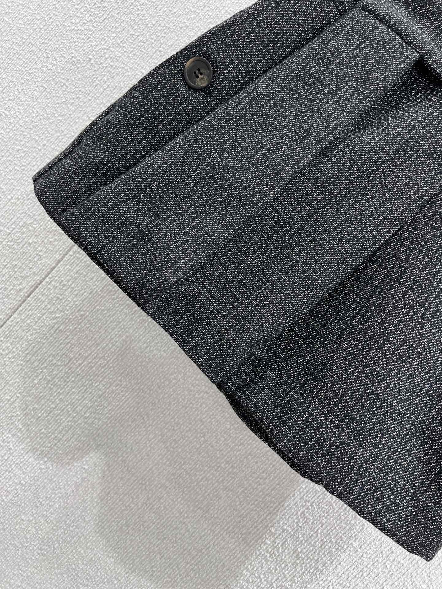 Superior Prada Gingham Check Mouliné Wool Replica Miniskirt - Image 7