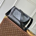 Deluxe Louis Vuitton Pulse Replica Messenger