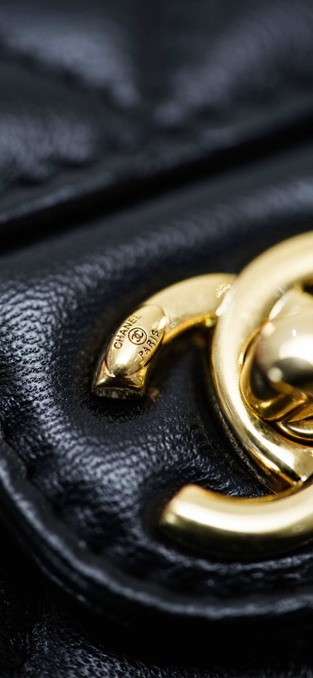 Original Inspired Shiny Lambskin Replica Wallet On Chain - Image 10