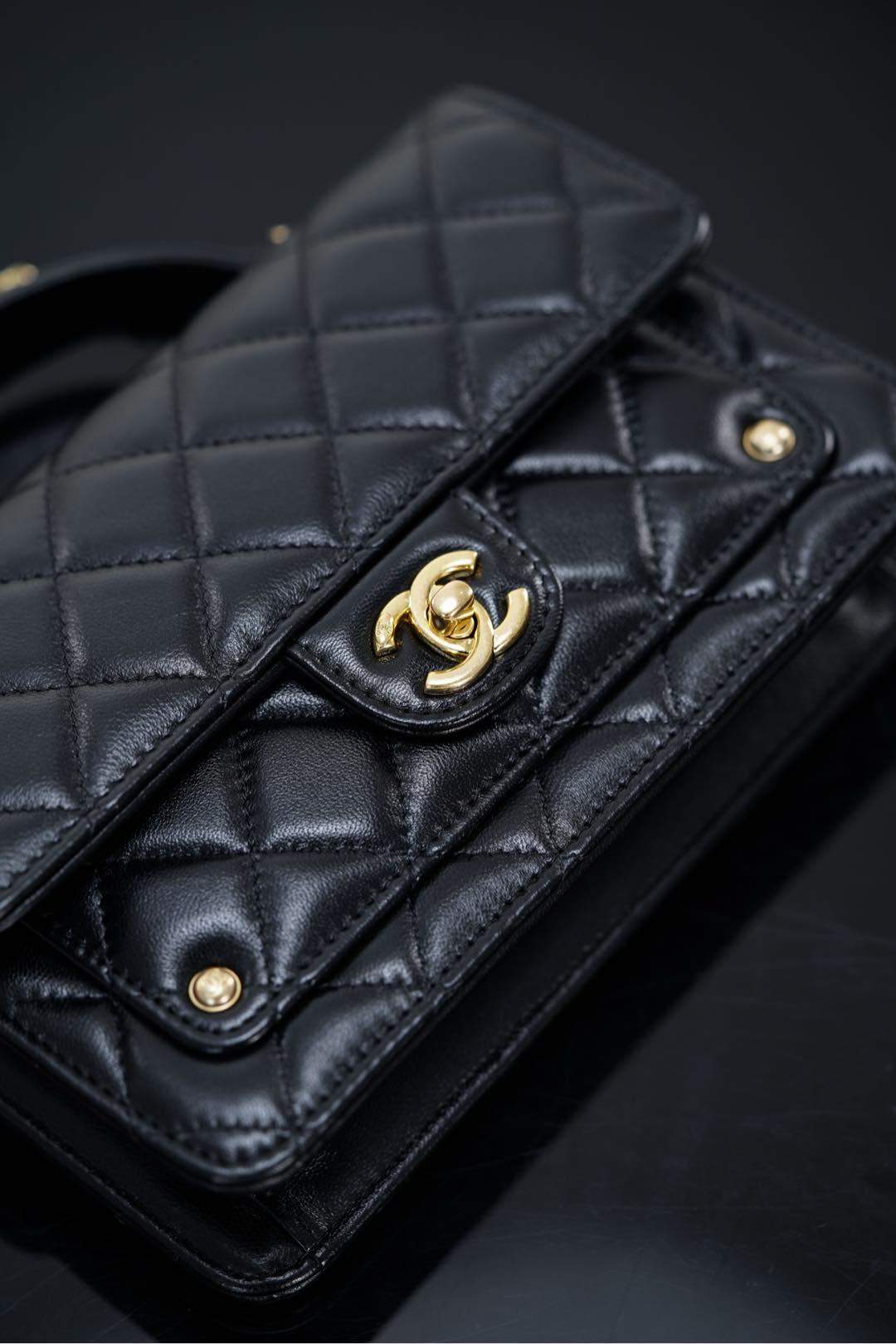 Original Inspired Shiny Lambskin Replica Wallet On Chain - Image 12