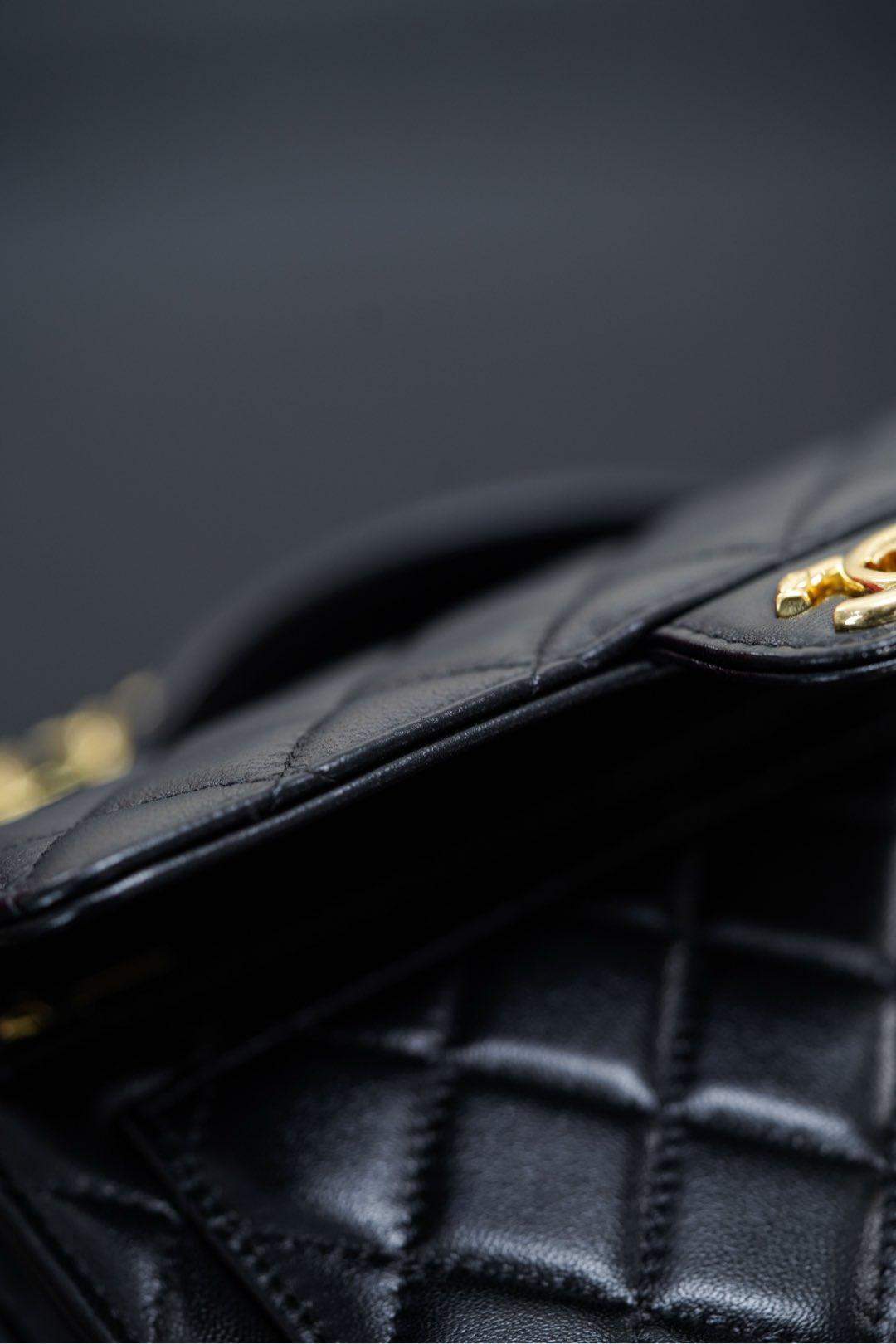 Original Inspired Shiny Lambskin Replica Wallet On Chain - Image 28