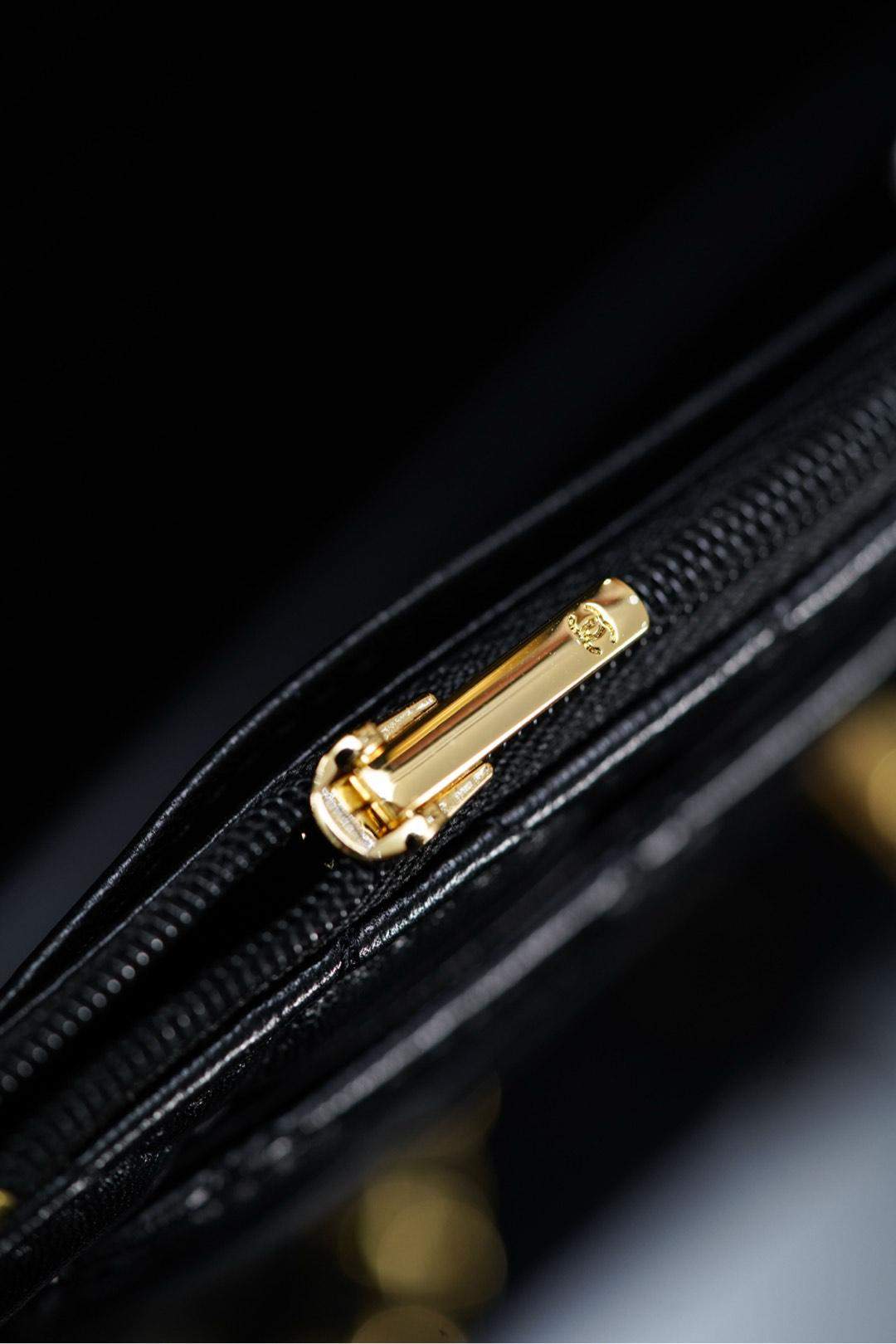 Original Inspired Shiny Lambskin Replica Wallet On Chain - Image 24