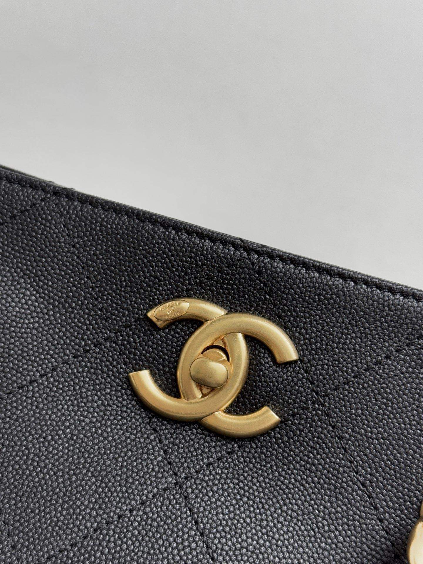 Premium Grained Shiny Calfskin Replica Shopping Bag - Image 6