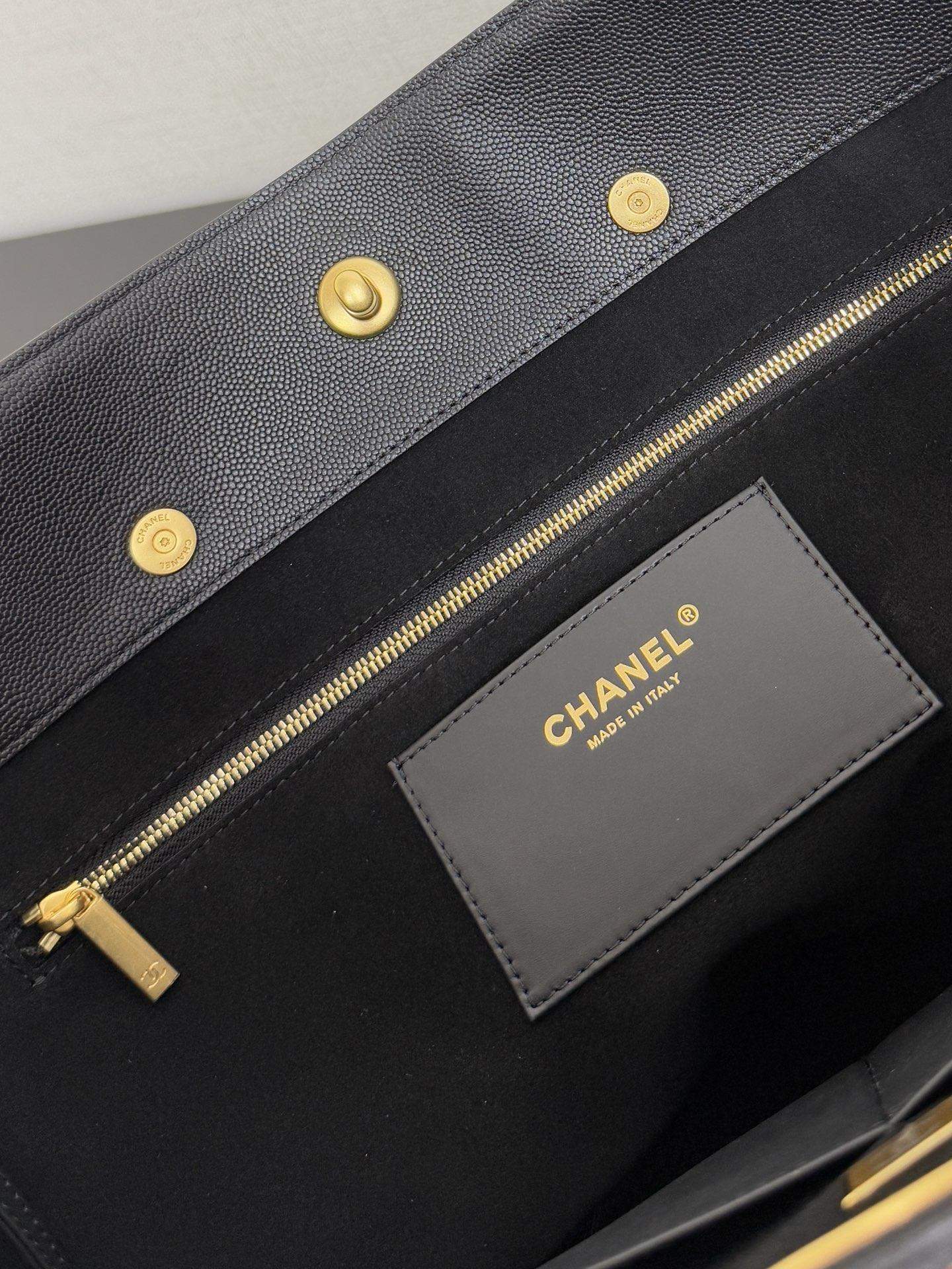 Premium Grained Shiny Calfskin Replica Shopping Bag - Image 9