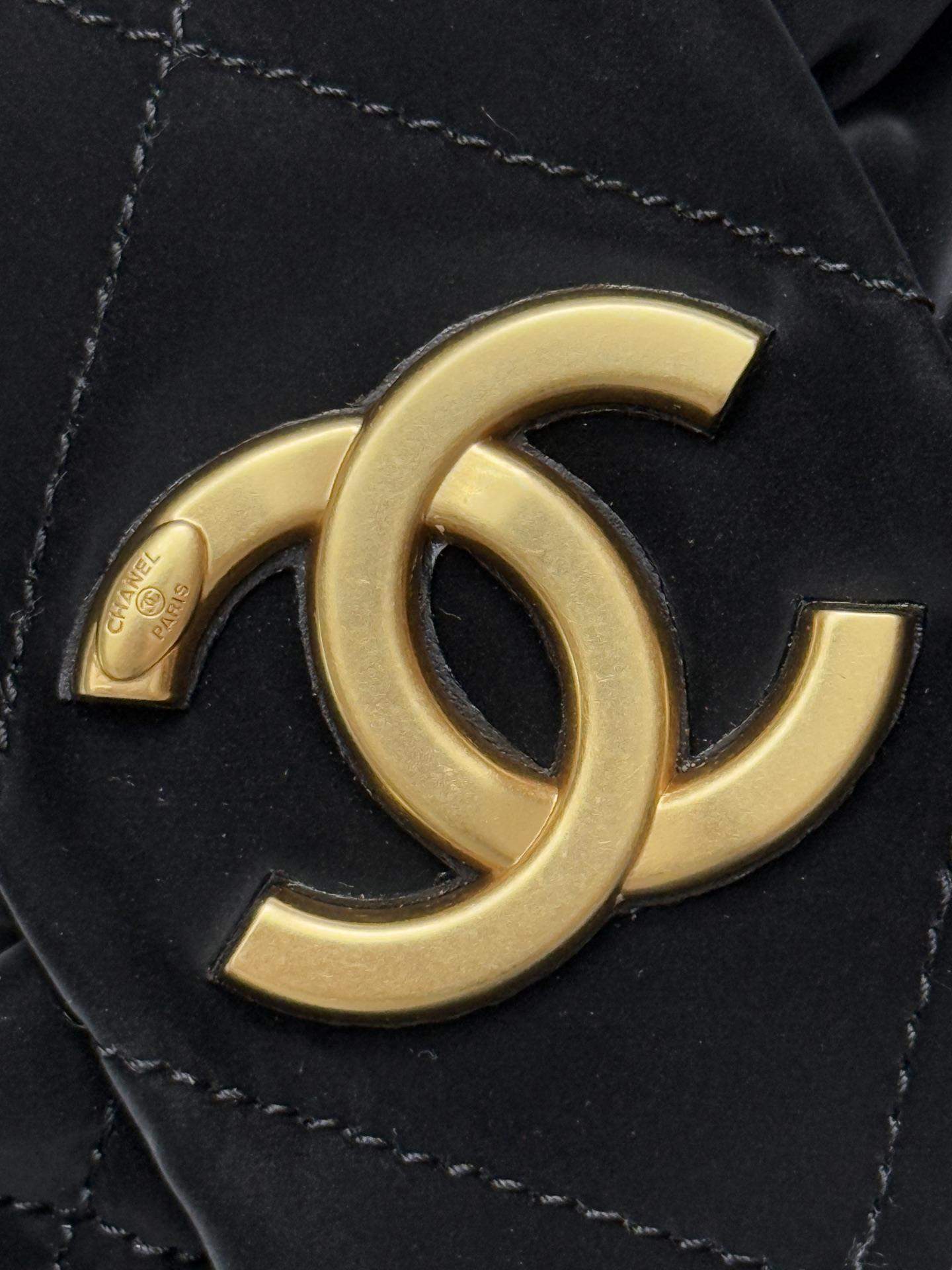 Luxury Replica Velvet Bow Bag - Image 6