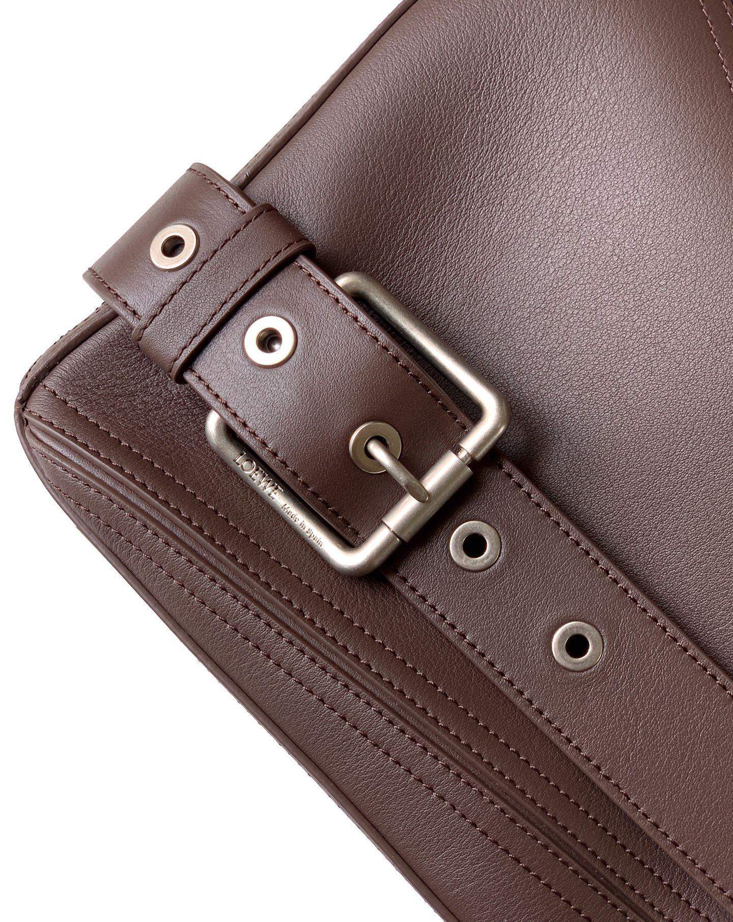 Elite Loewe Large Puzzle Replica Biker Bag In Shiny Calfskin - Image 9