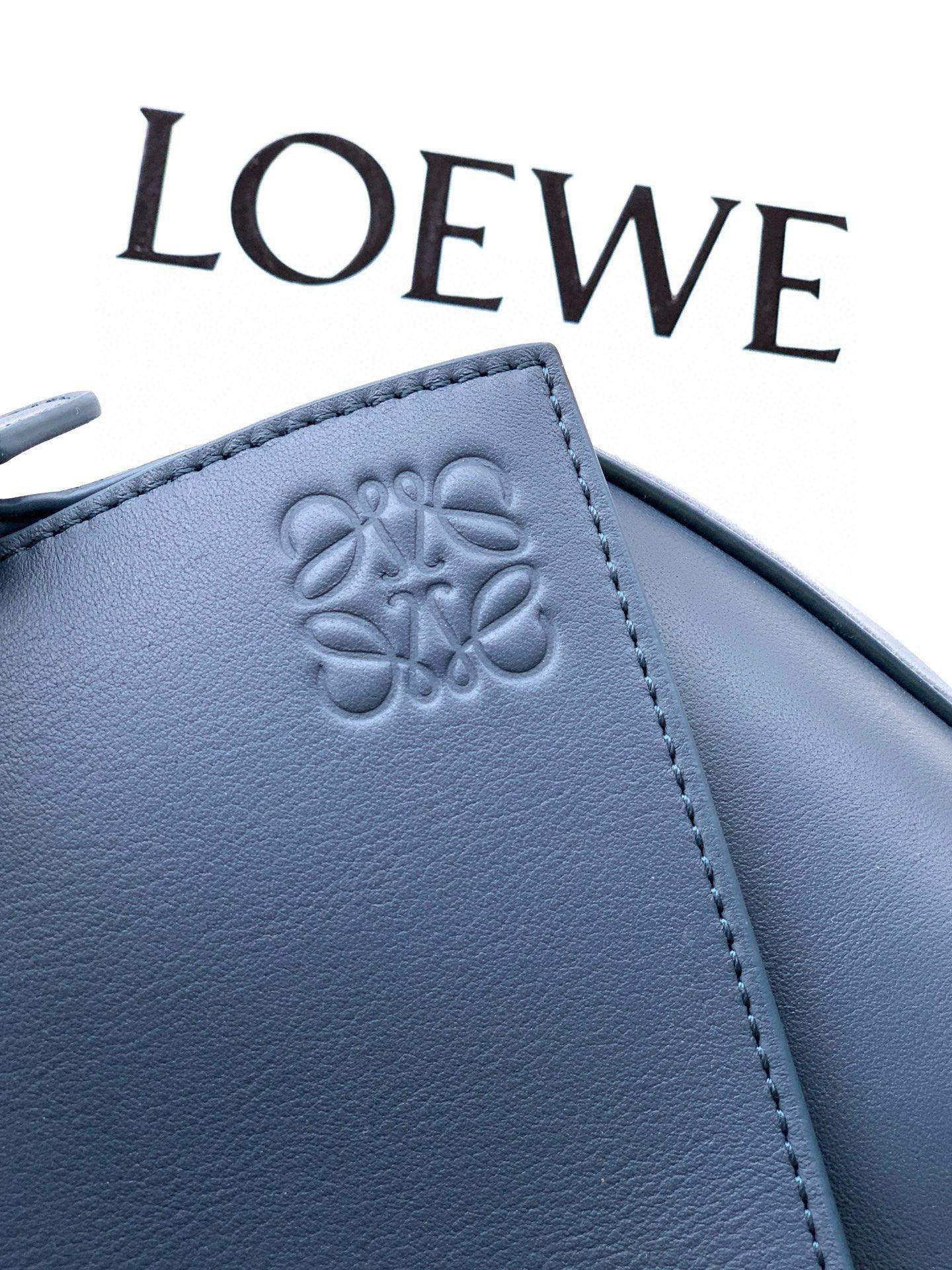 Finest Loewe Large Puzzle Edge Replica Bag In Classic Calfskin - Image 6