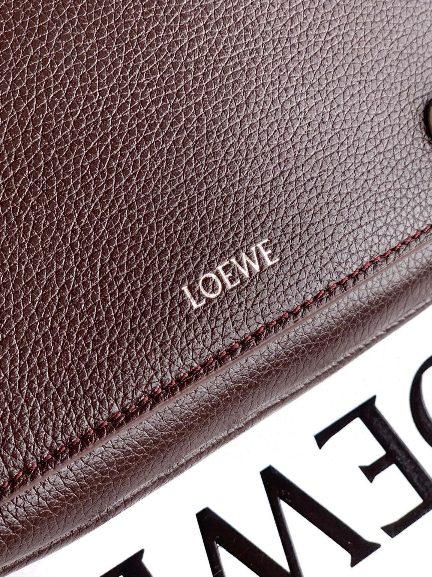 Supreme Loewe Small Pebble Replica Messenger Bag In Supple Grained Calfskin - Image 8