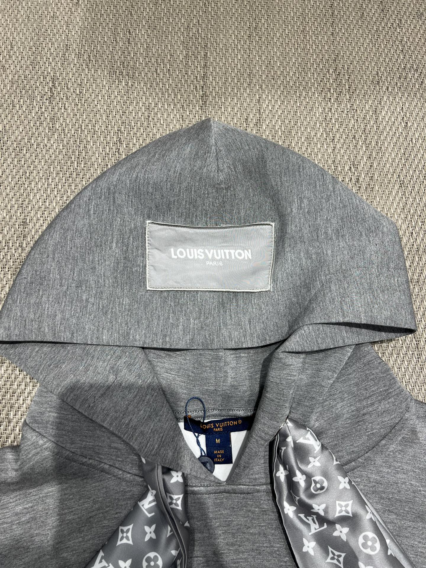 Exclusive Louis Vuitton Cropped Monogram Scarf Replica Hoodie - Image 3