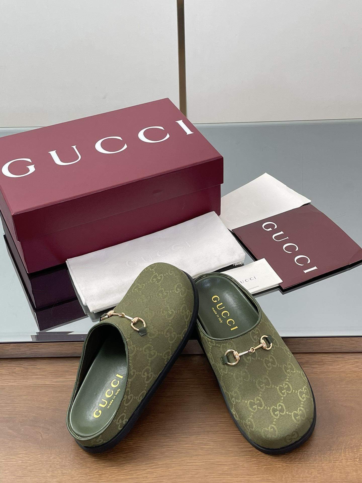 Mirror Quality Gucci Replica Mule With Horsebit - Image 4