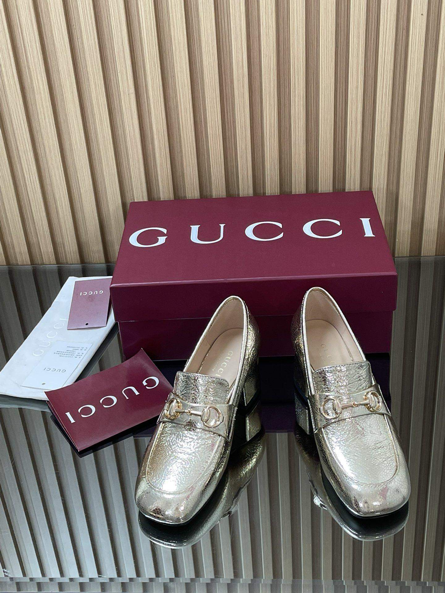 Deluxe Gucci Replica Loafer Pump With Horsebit - Image 2