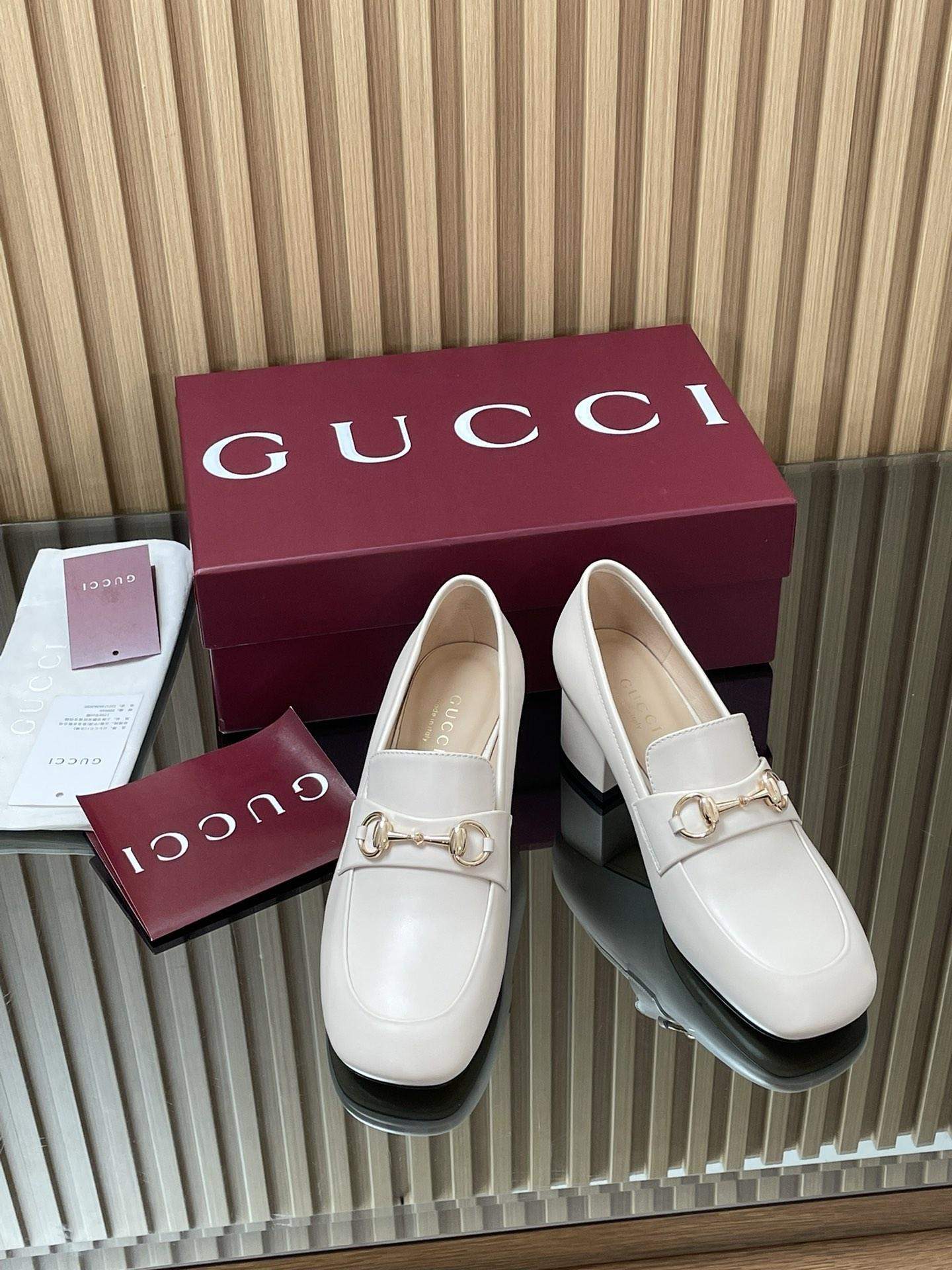 Luxury Gucci Replica Loafer Pump With Horsebit - Image 2