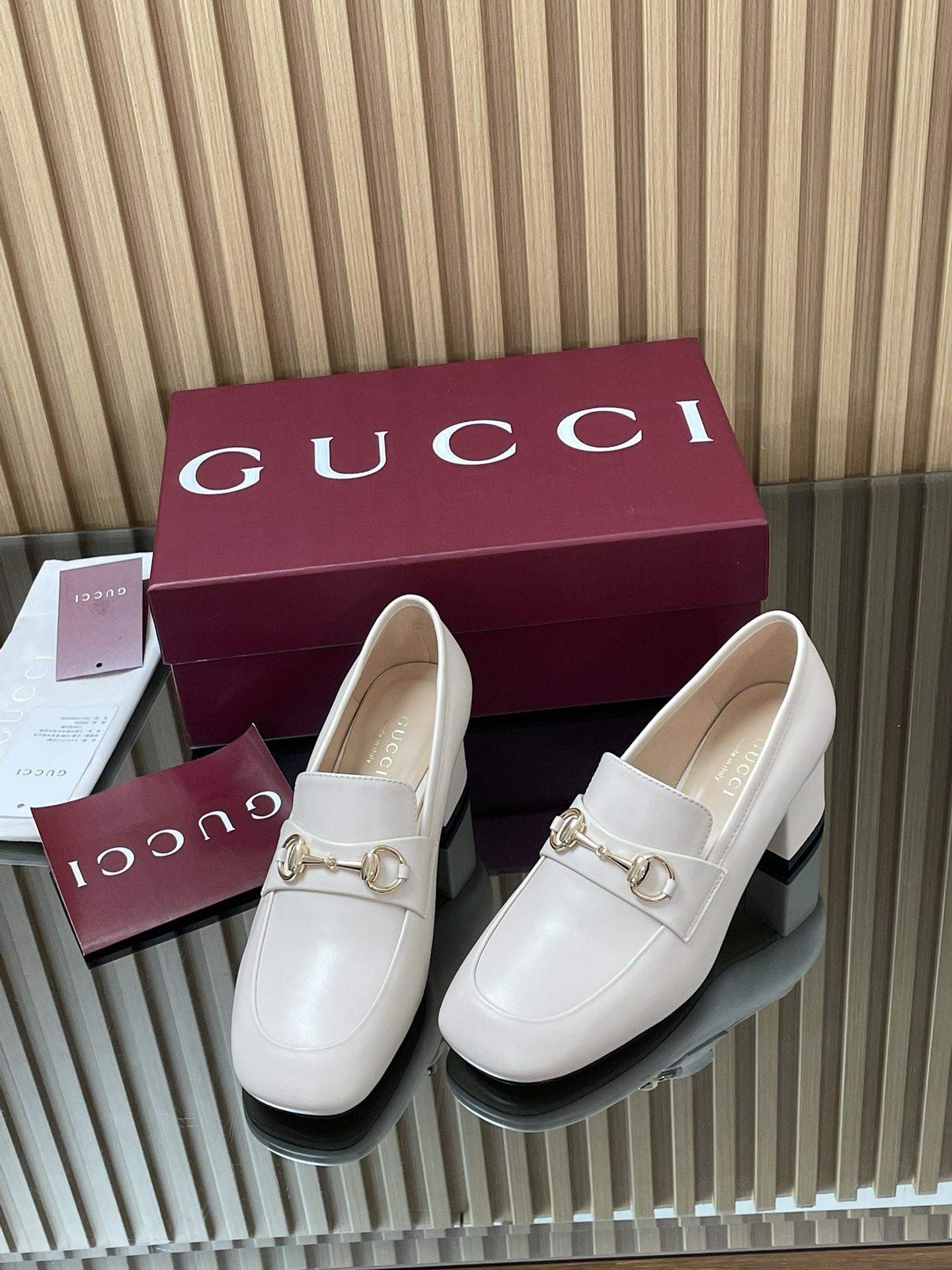 Luxury Gucci Replica Loafer Pump With Horsebit - Image 4