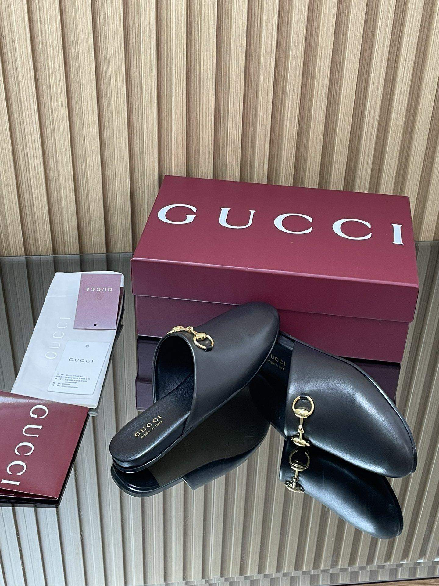 Luxury Gucci Women's Replica Mule With Horsebit - Image 4