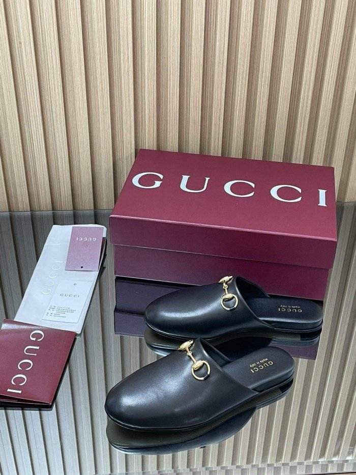 Luxury Gucci Women's Replica Mule With Horsebit