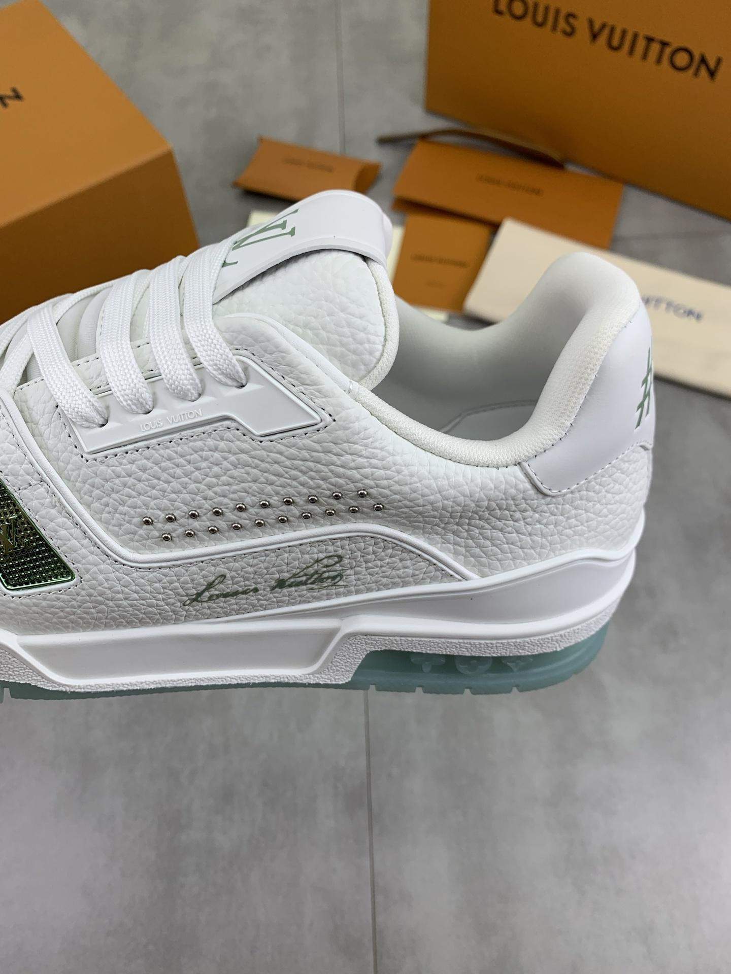 Premium Louis Vuitton LV Trainer Replica Sneaker - Image 7