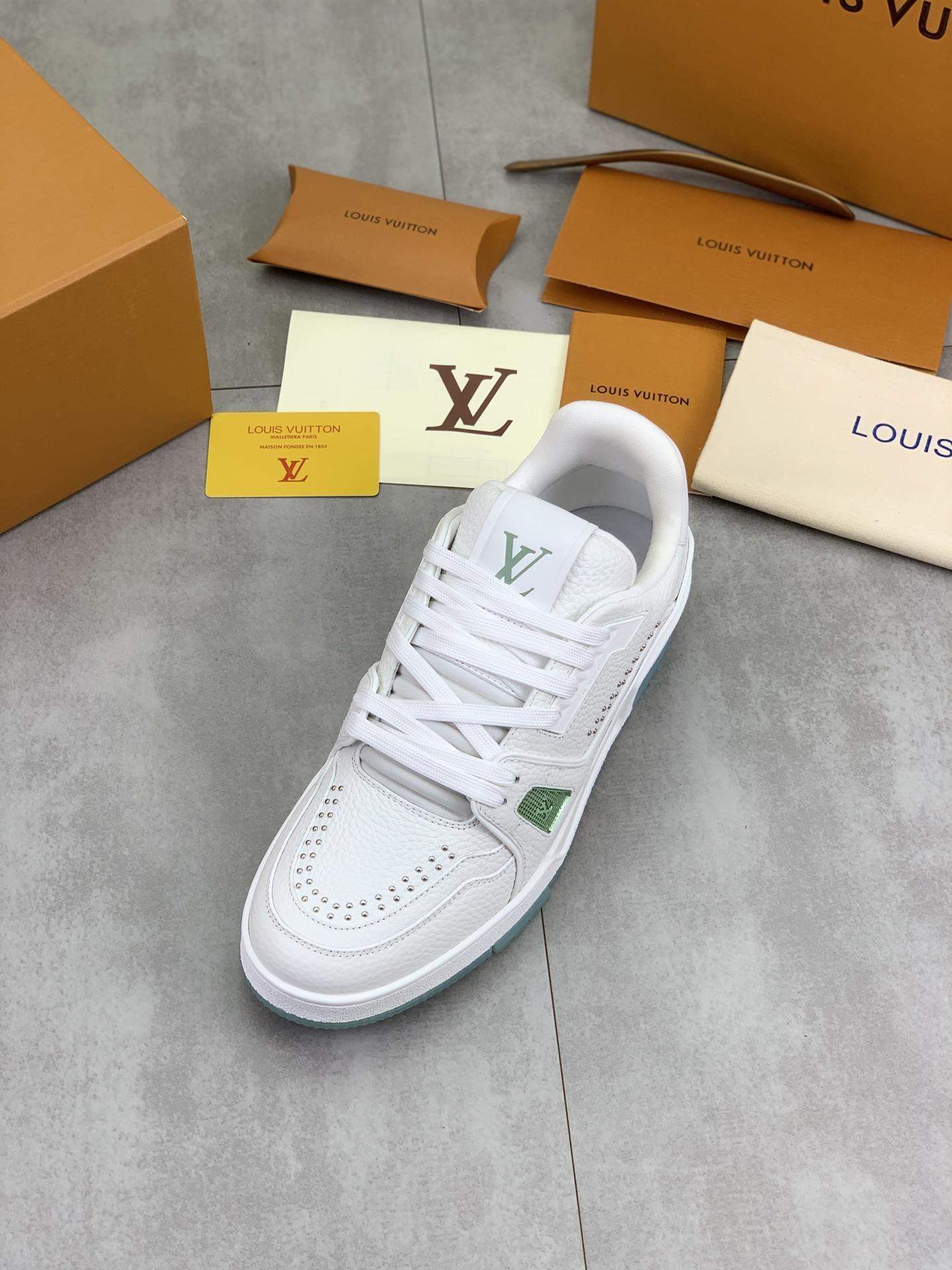Premium Louis Vuitton LV Trainer Replica Sneaker - Image 5