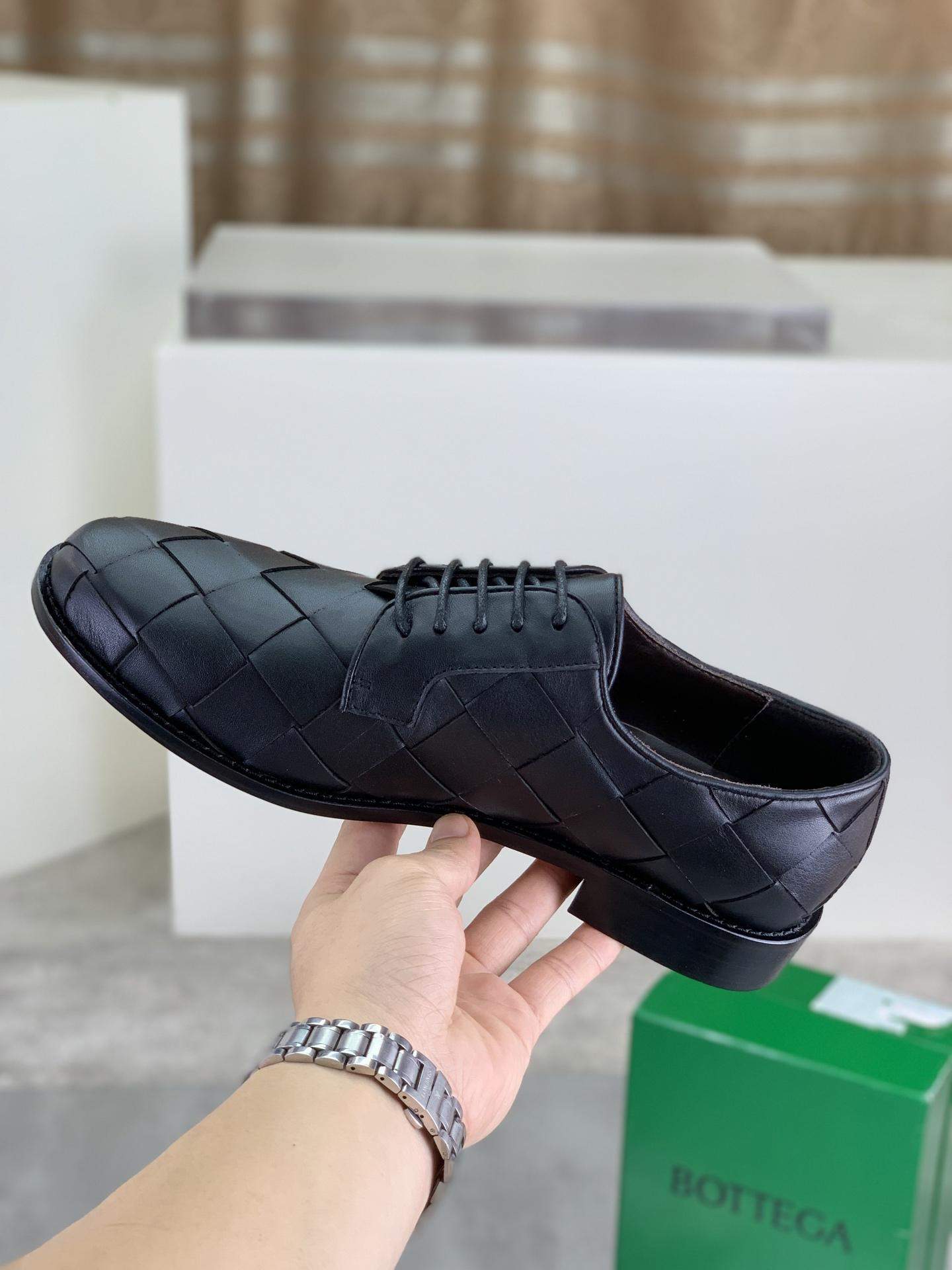 Copy Bottega Veneta Tie Replica Lace-Up Shoe - Image 4