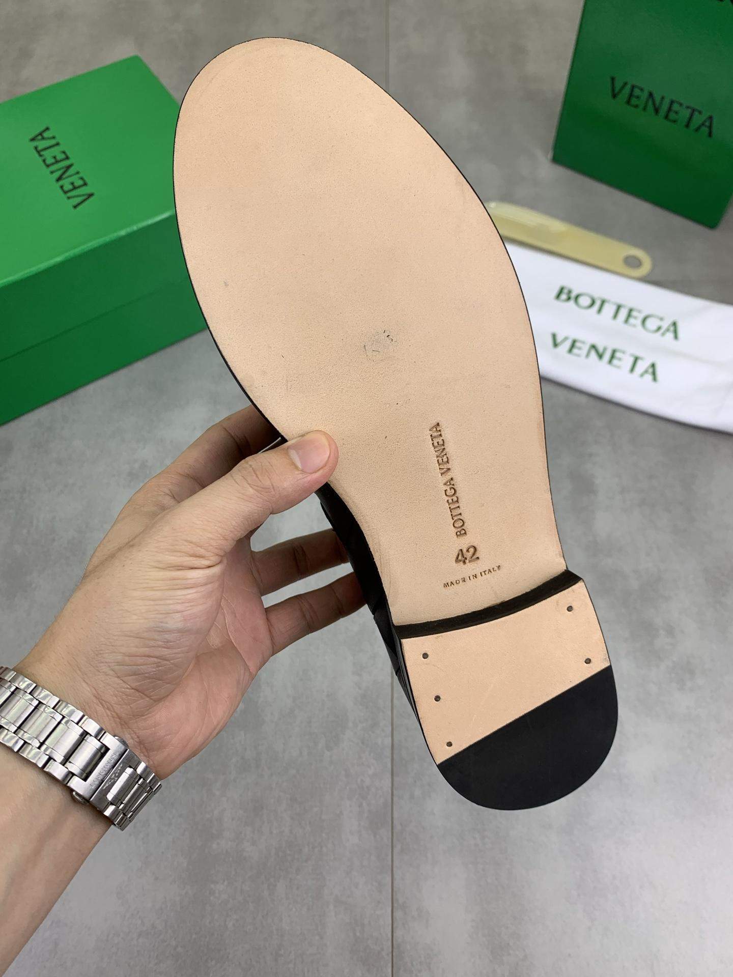 Copy Bottega Veneta Tie Replica Lace-Up Shoe - Image 9