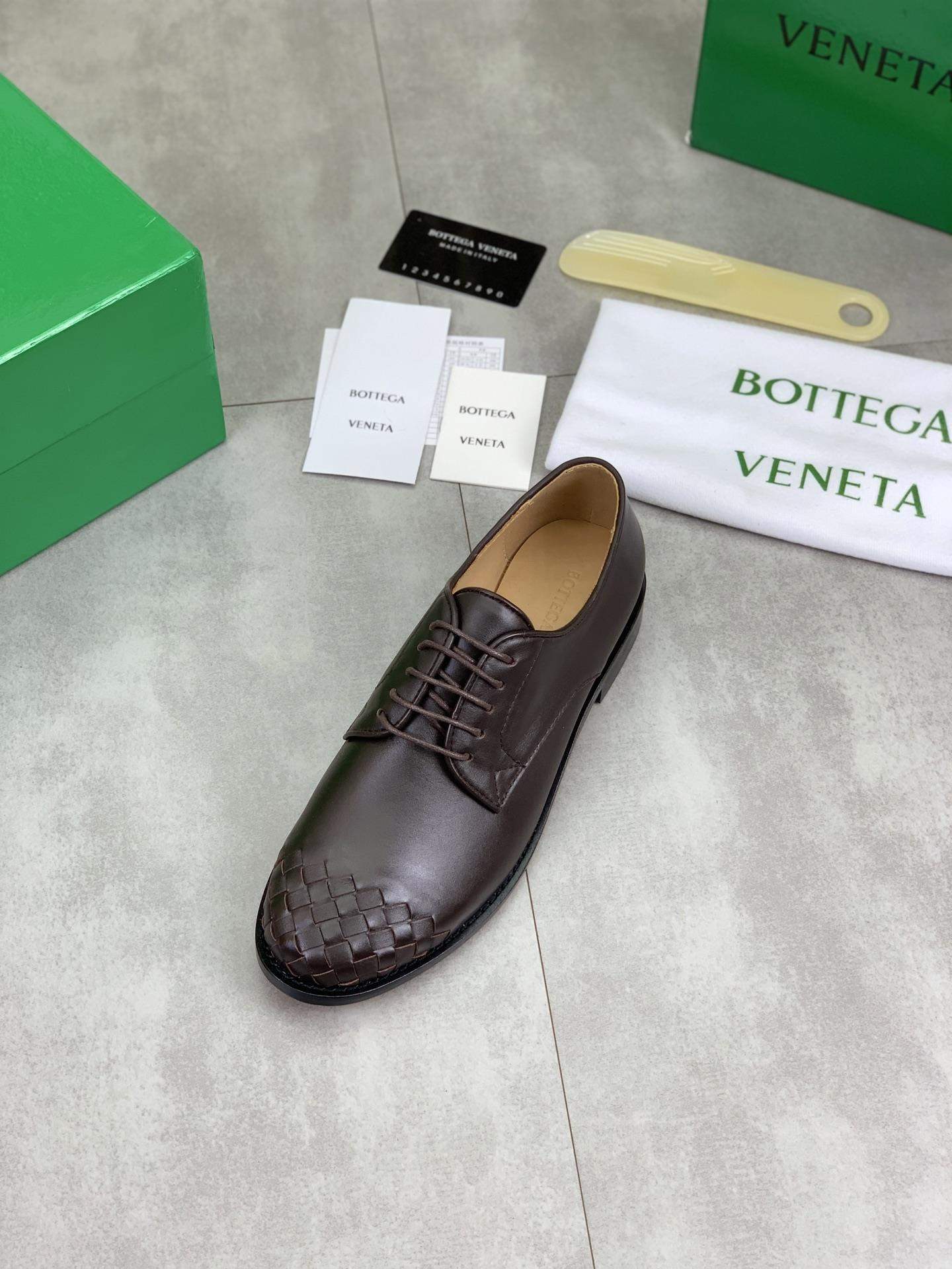Deluxe Bottega Veneta James Replica Lace-Up Shoe - Image 6