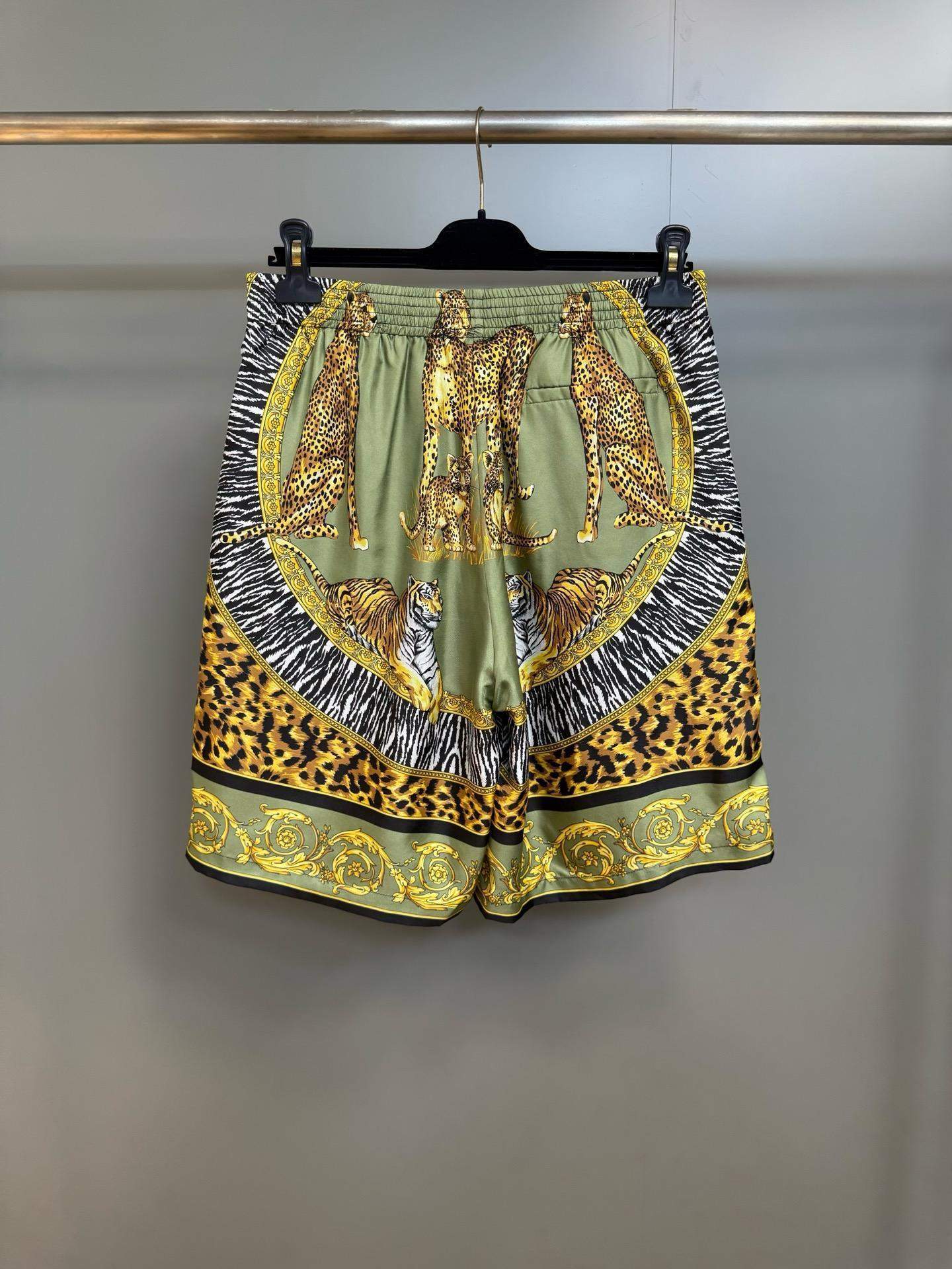 Luxury Versace Wild Cats Silk Replica Shorts - Image 2