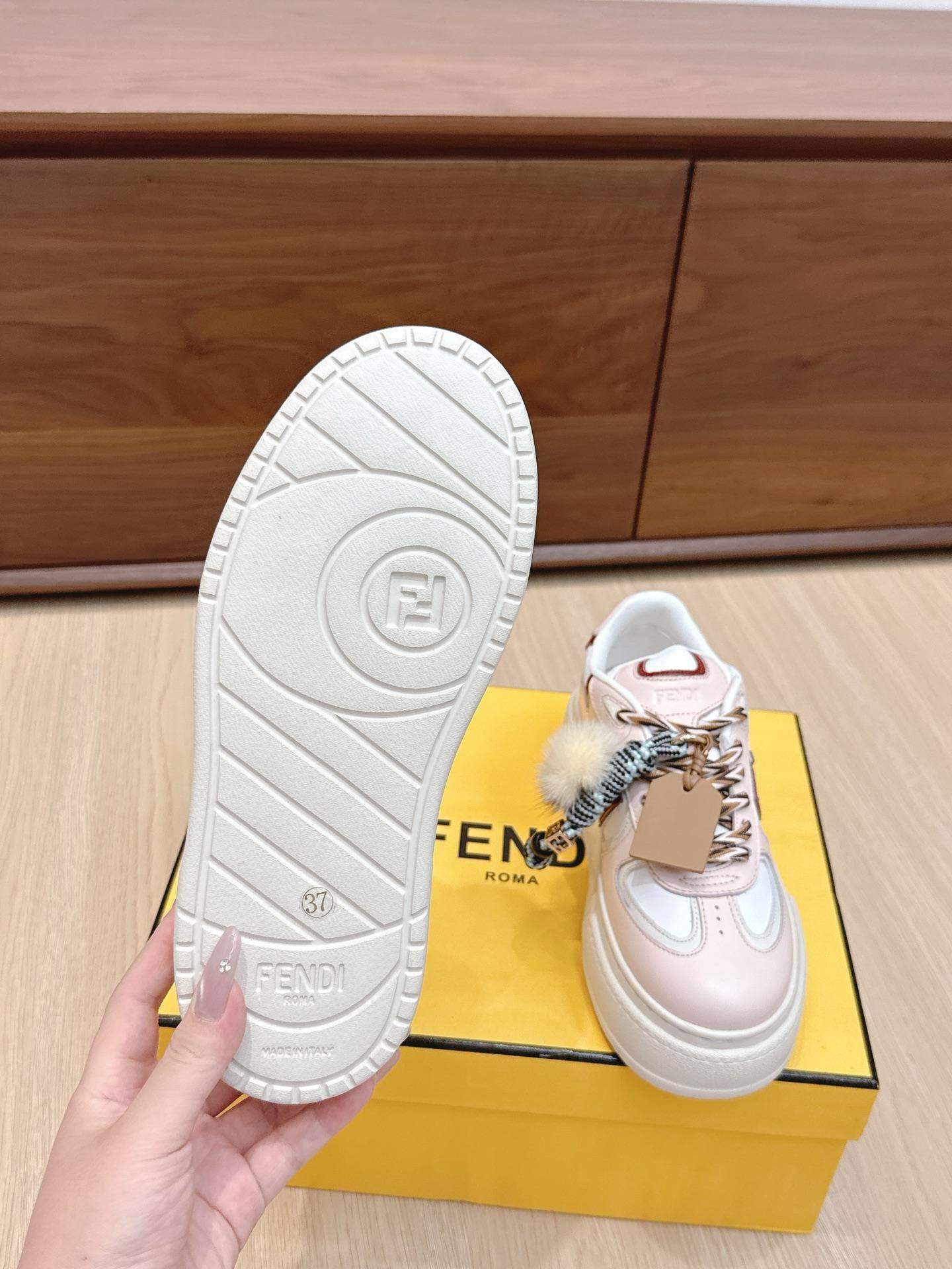 Luxury Replica Fendi Match Low Top Platform Sneaker - Image 9