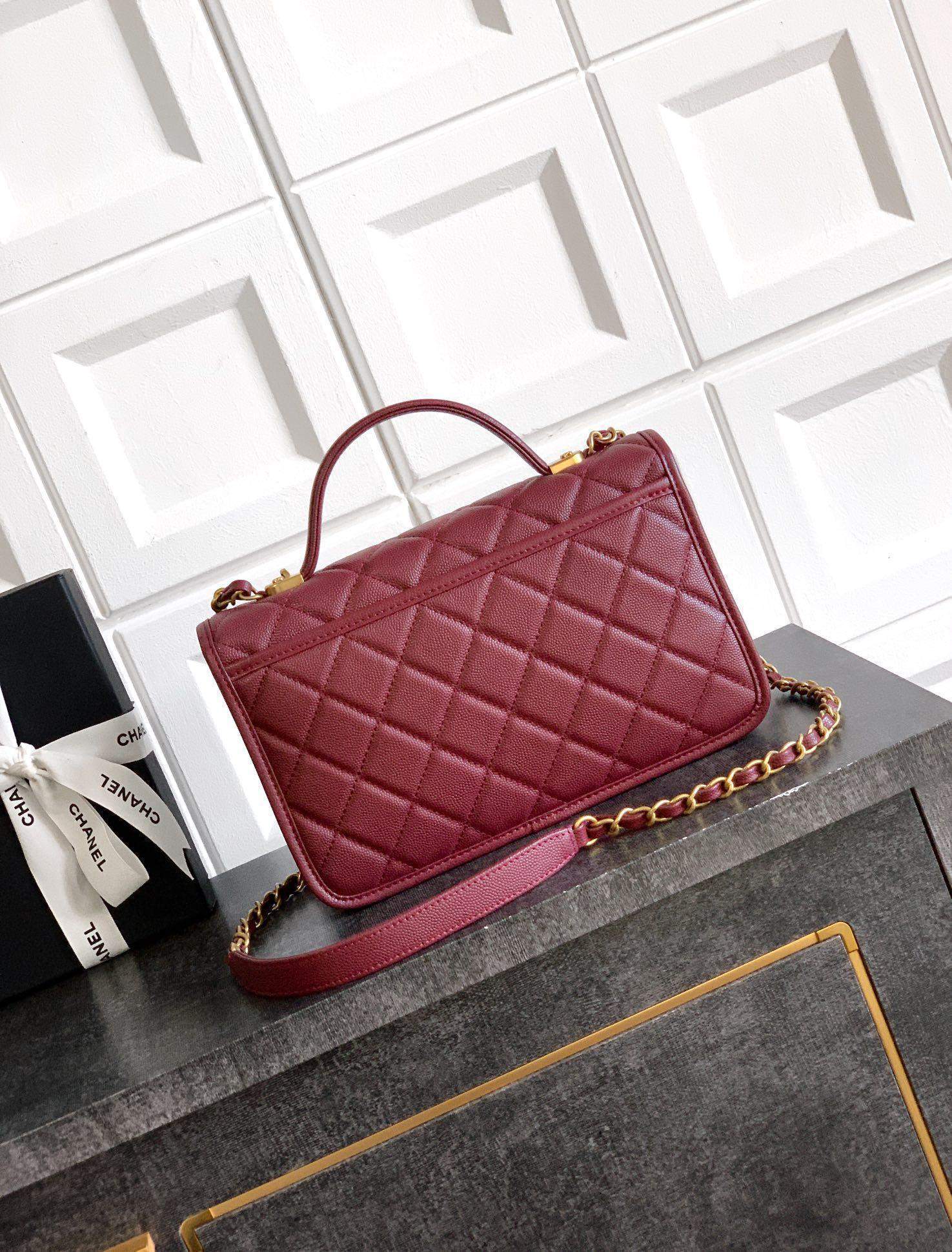 Luxury Replica Flap Bag With Top Handle - Image 2