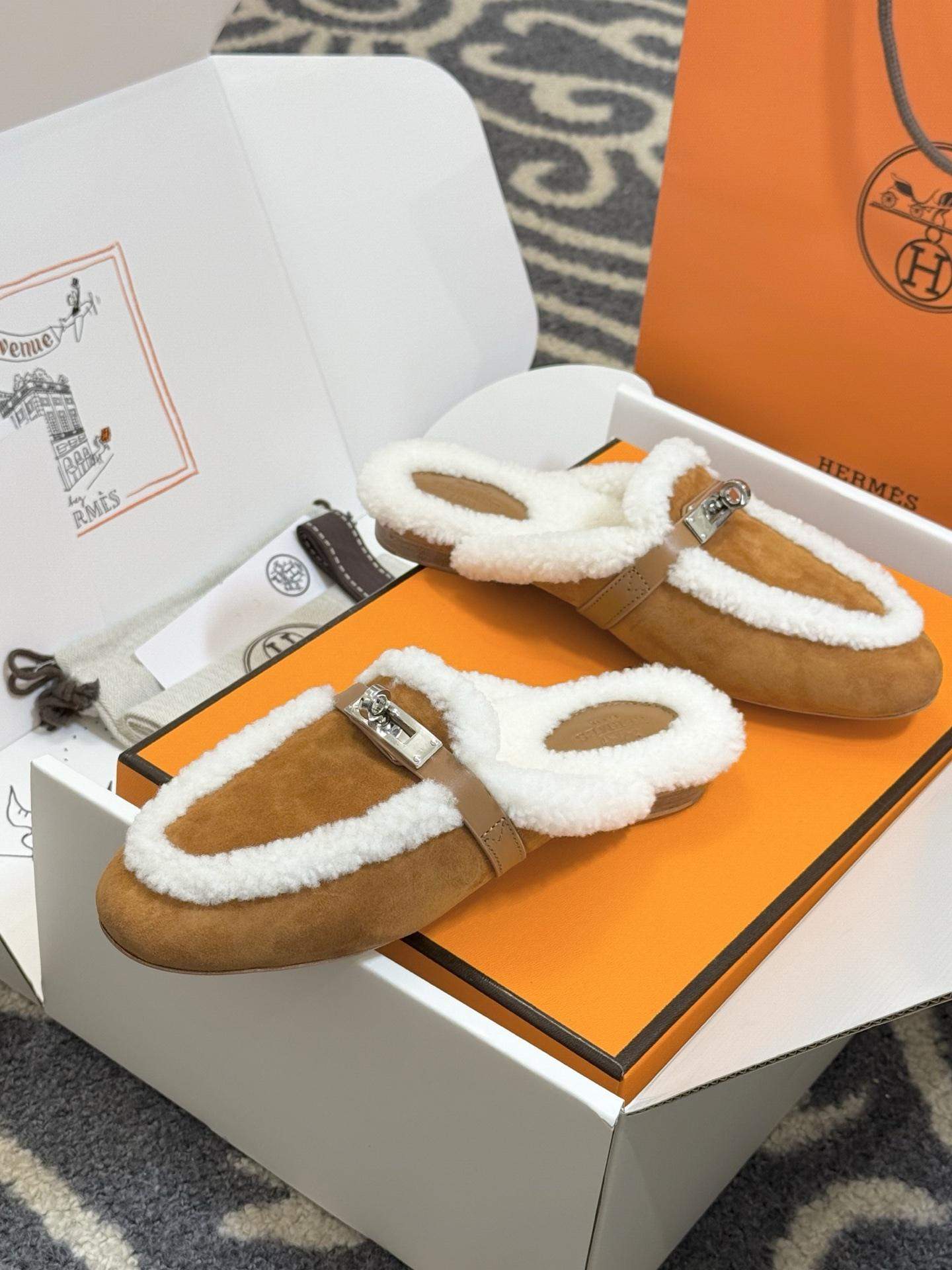 Mirror Quality Hermes Oz Replica Mule - Image 3