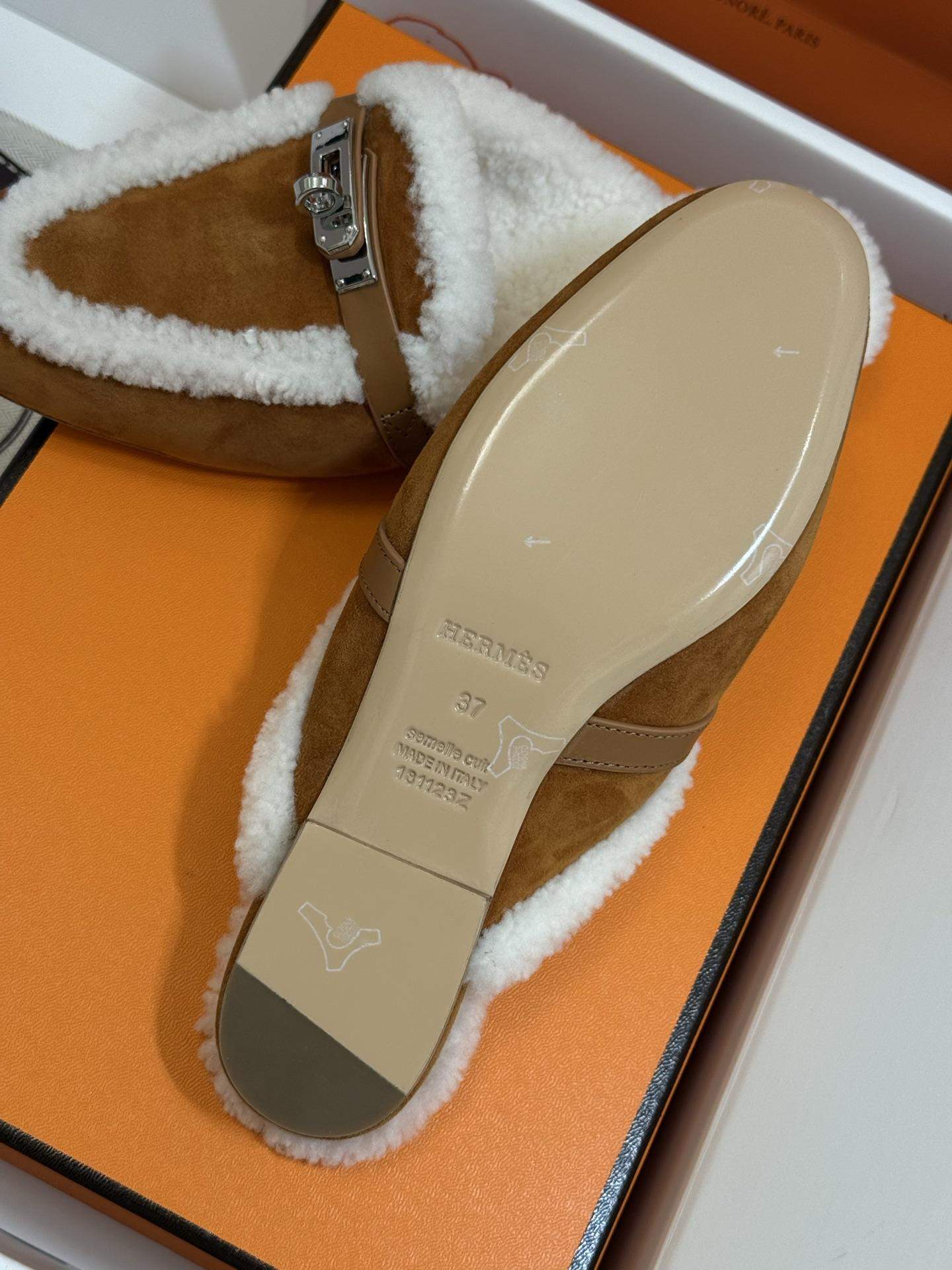 Mirror Quality Hermes Oz Replica Mule - Image 8