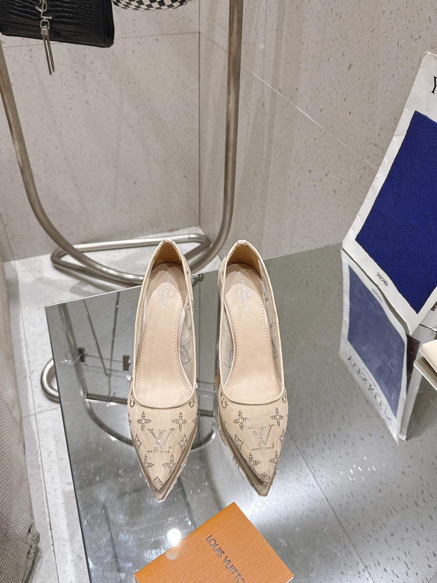 Superior Louis Vuitton Gala Replica Pump - Image 2