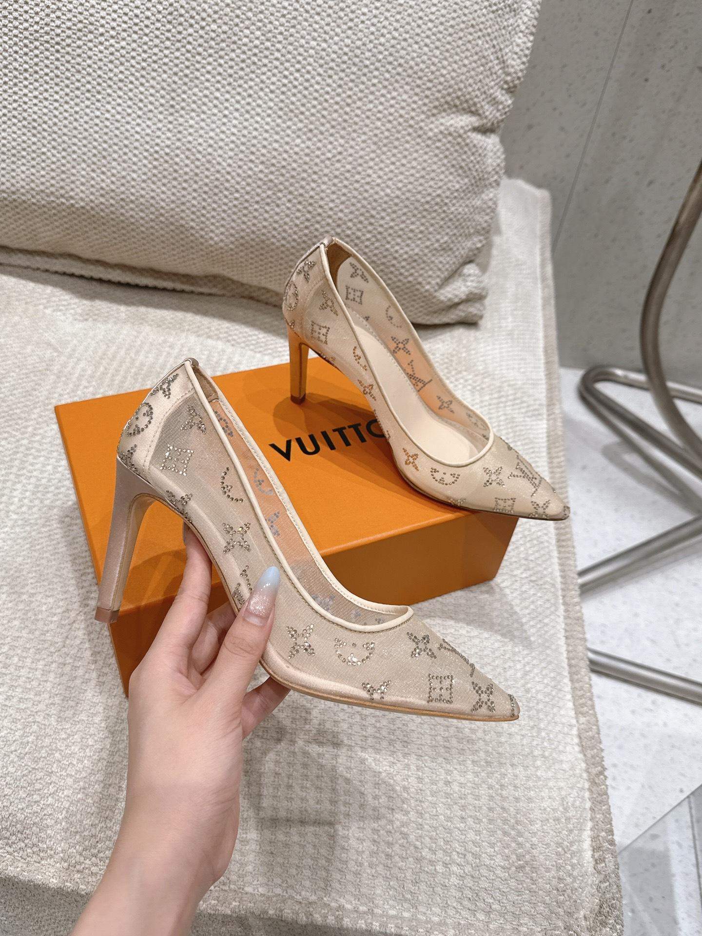 Superior Louis Vuitton Gala Replica Pump - Image 7