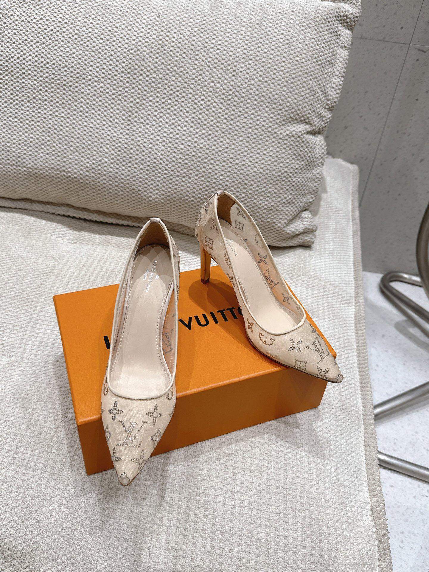 Superior Louis Vuitton Gala Replica Pump - Image 4