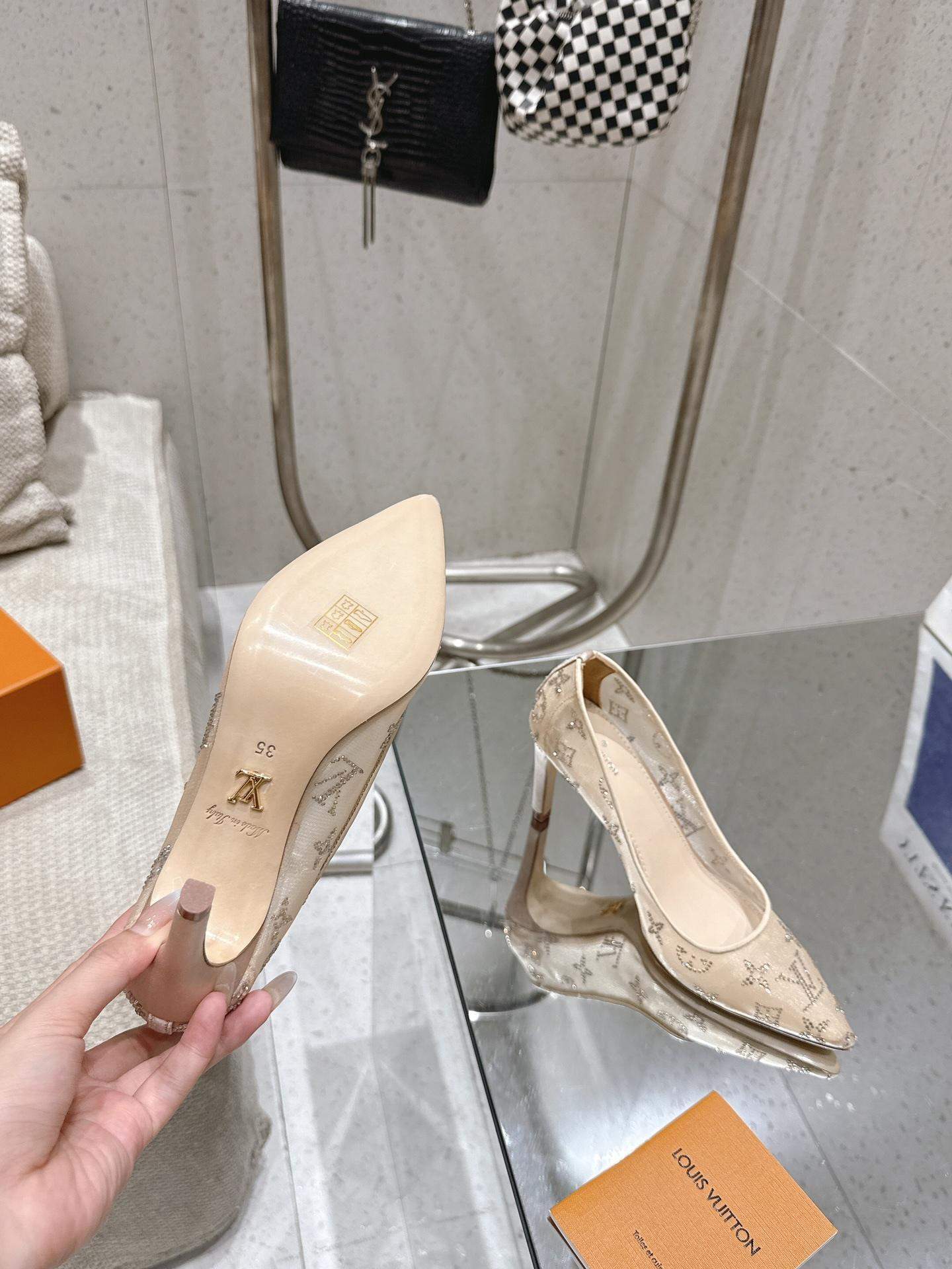 Superior Louis Vuitton Gala Replica Pump - Image 9