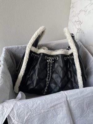 Mirror Quality 25 Small Replica Handbag With Silver-Tone Metal