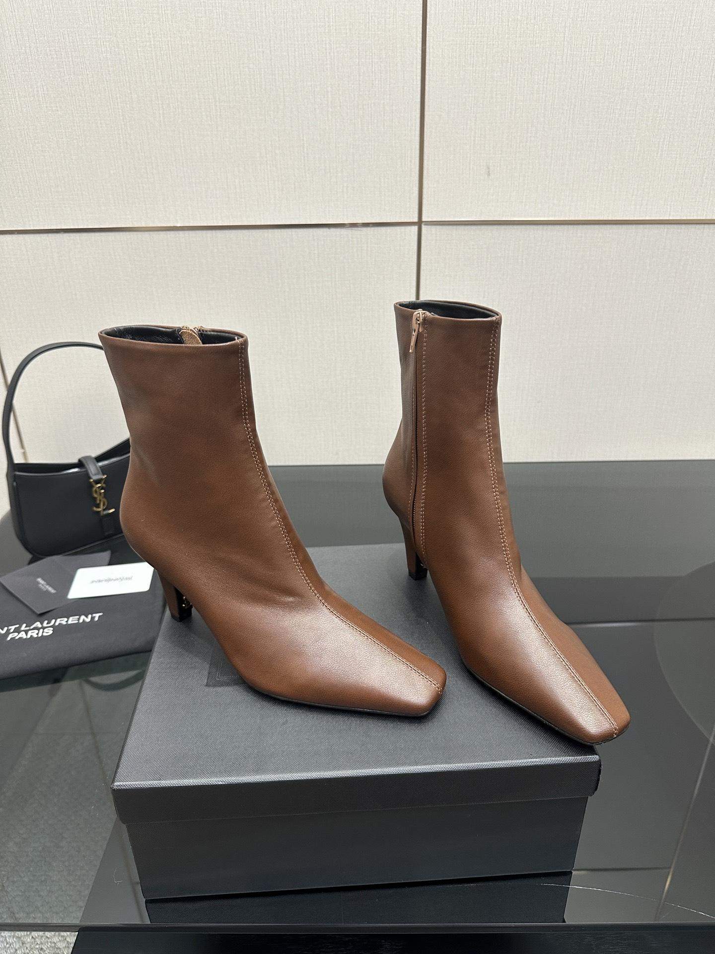 Shop Yves Saint Laurent Jill Replica Booties In Smooth Leather - Image 3