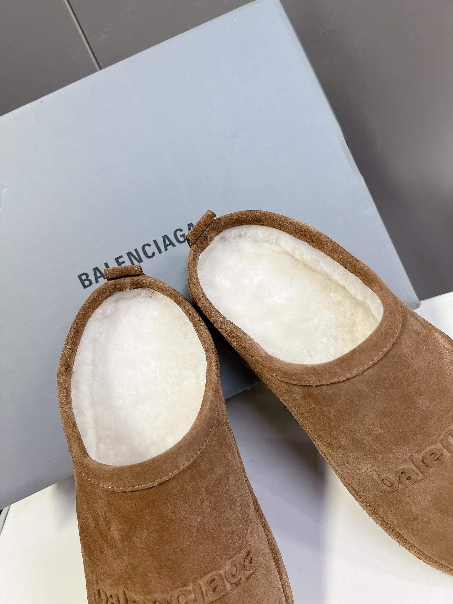 Premium Balenciaga Alaska Replica Slipper - Image 9
