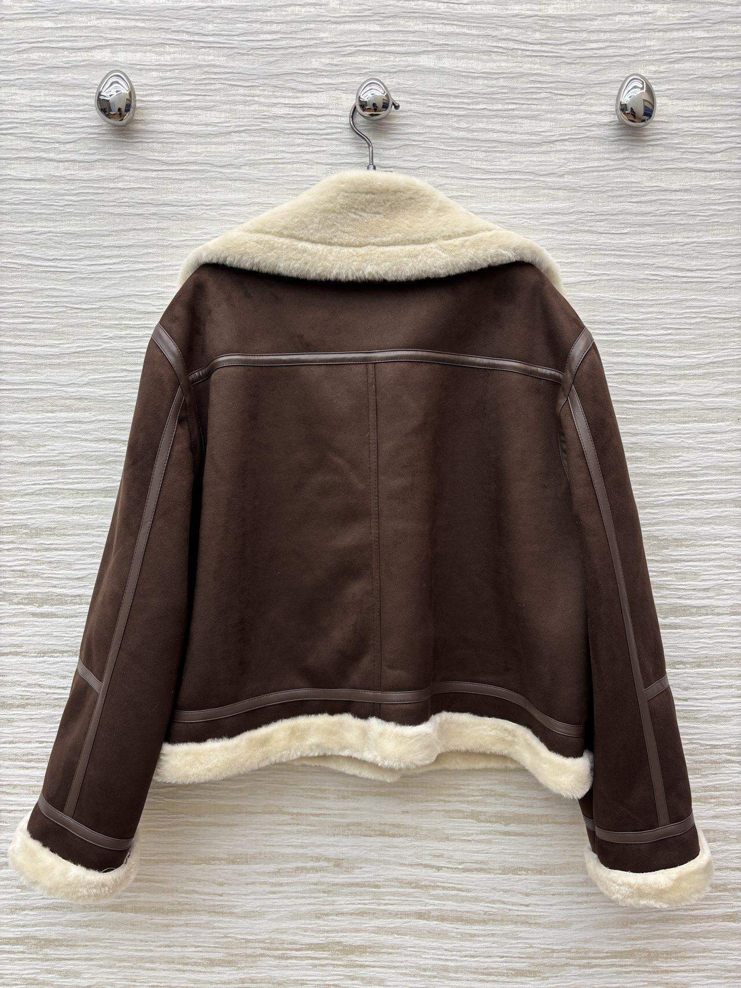 Superior Loro Piana Leather-Trimmed Replica Shearling Jacket - Image 2