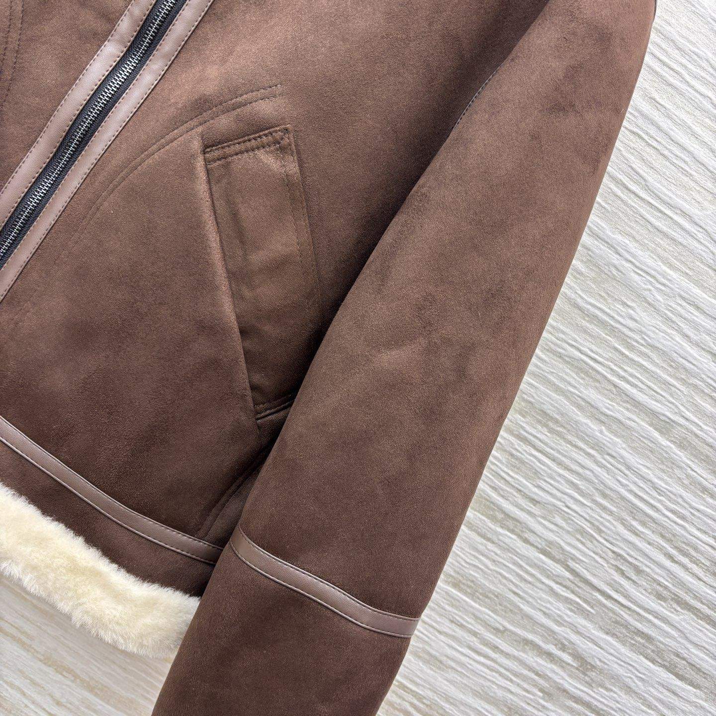 Superior Loro Piana Leather-Trimmed Replica Shearling Jacket - Image 6