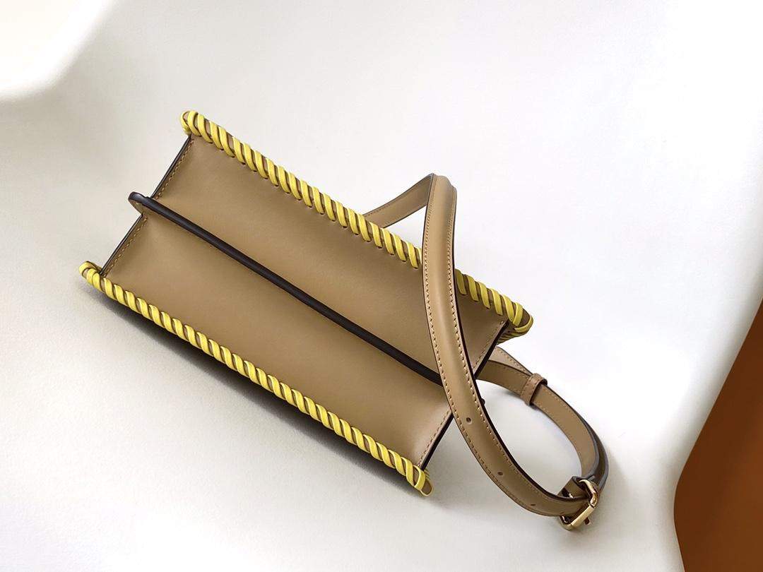 Copy Fendi Replica Peekaboo ISeeU Petite - Image 4