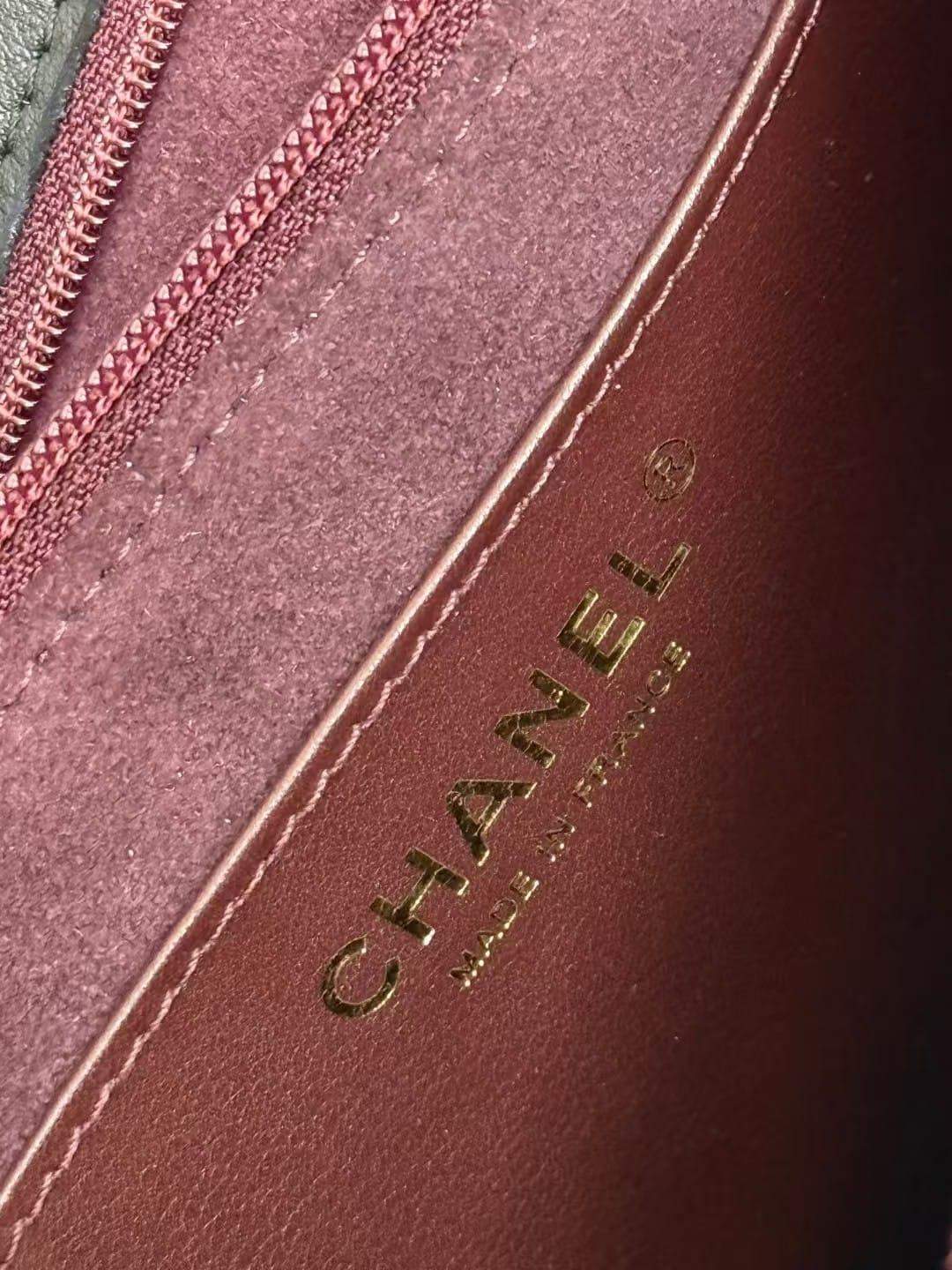 Copy Large Replica Flap Bag With Top Handle - Image 8