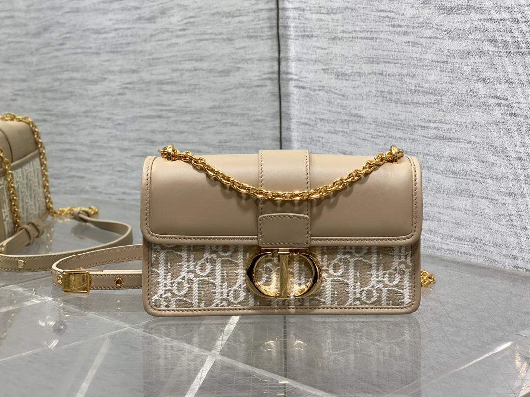 Best Christian Dior 30 Montaigne East-West Replica Bag with Chain - Image 3
