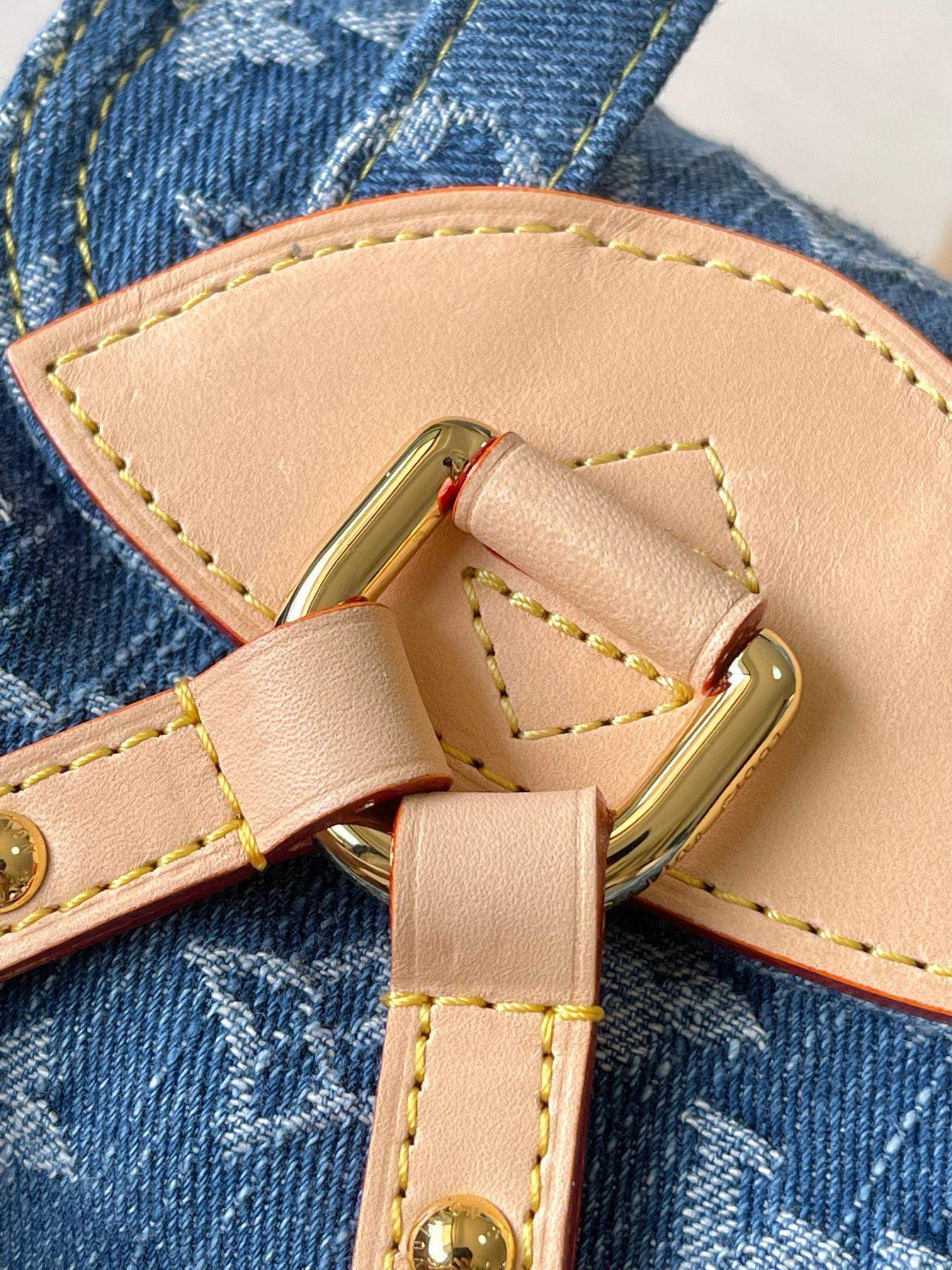 High-End Quality Louis Vuitton Venice Replica Backpack - Image 5