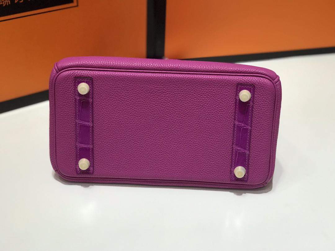 Deluxe Hermes Birkin Touch 25 cm Replica Bag In Togo & Shiny Crocodile Leather With Gold Hardware - Image 9