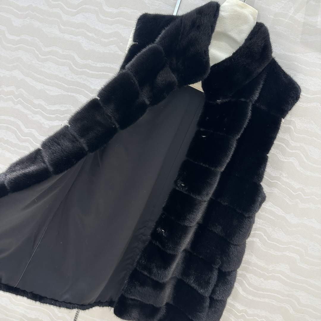 Top Grade Christian Dior Mink Fur Replica Jacket - Image 4