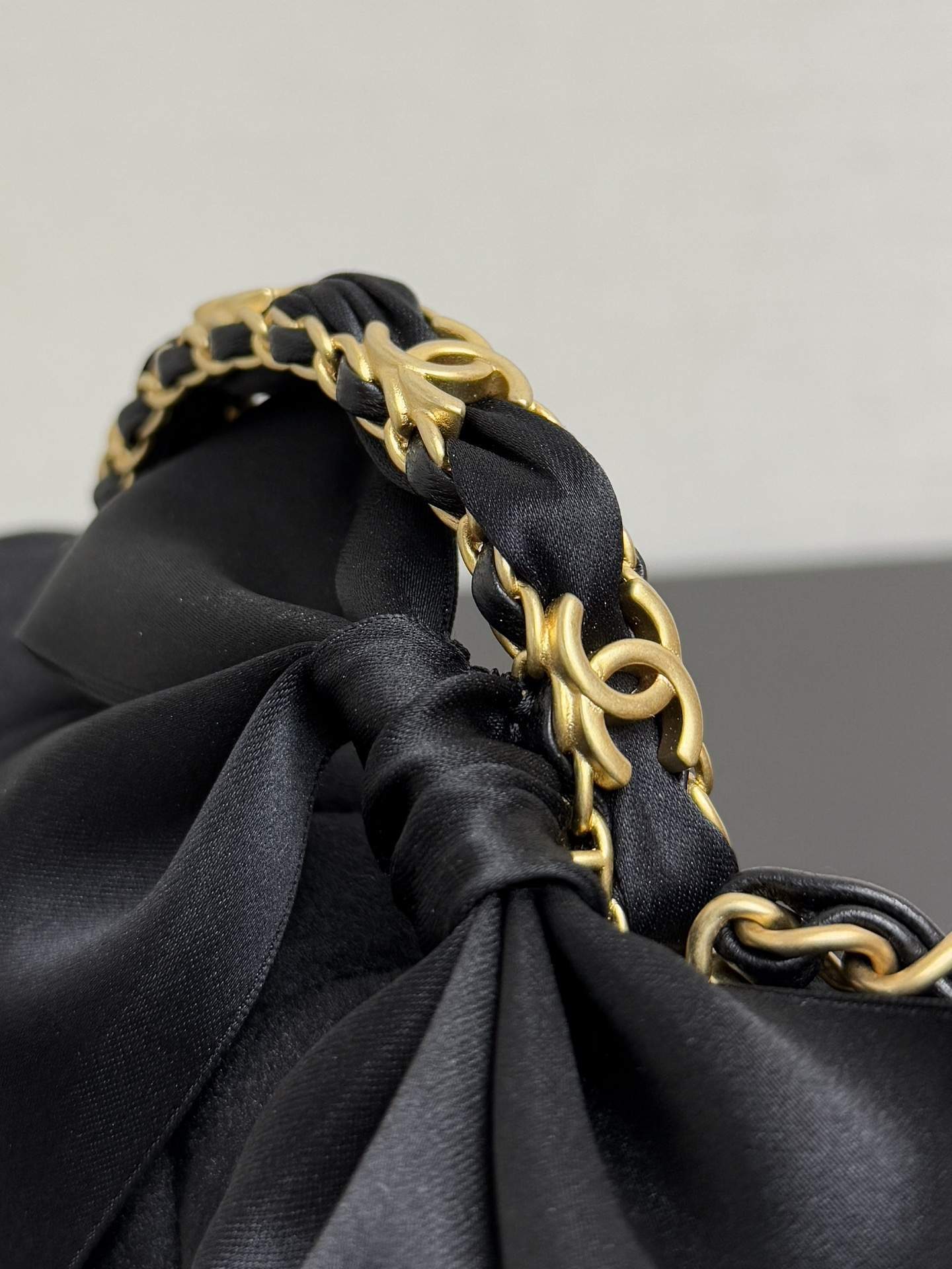 Luxury Replica Mini Flap Bag With Top Handle - Image 7