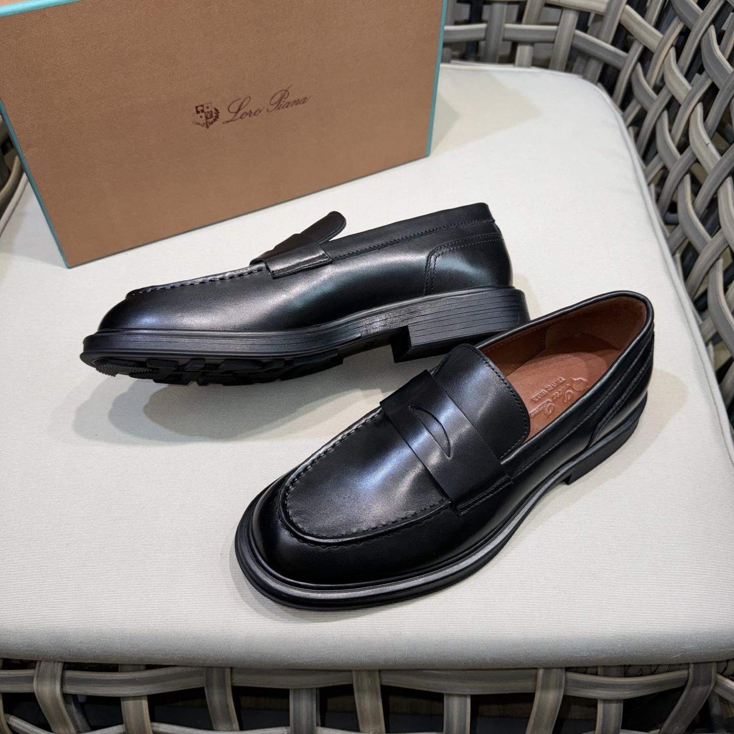 High Quality Replica Loro Piana Travis Loafer - Image 5