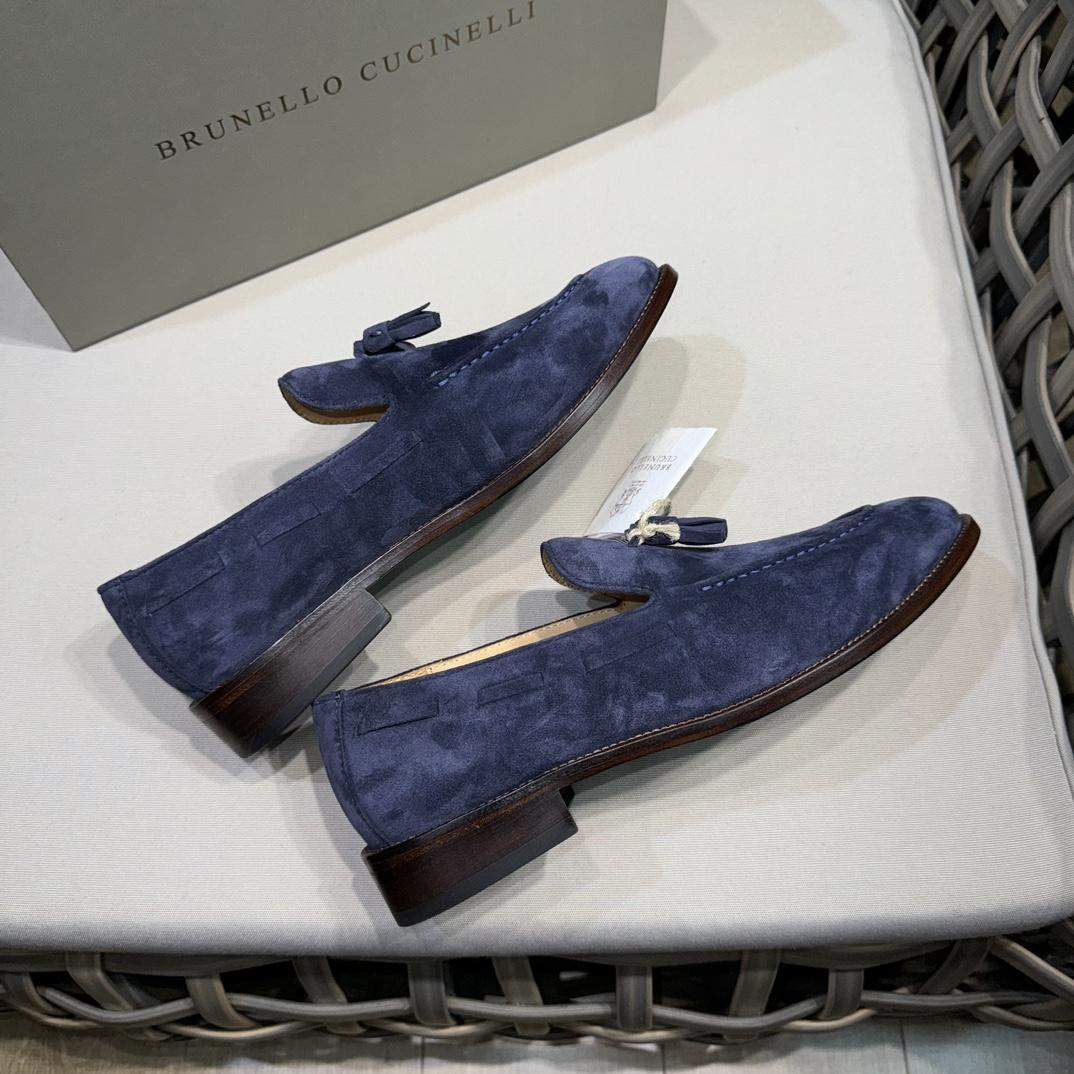 Luxury Replica Brunello Cucinelli Suede Loafers With Tassels - Image 4