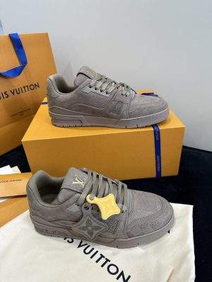 Luxury Louis Vuitton LV Trainer Replica Sneaker